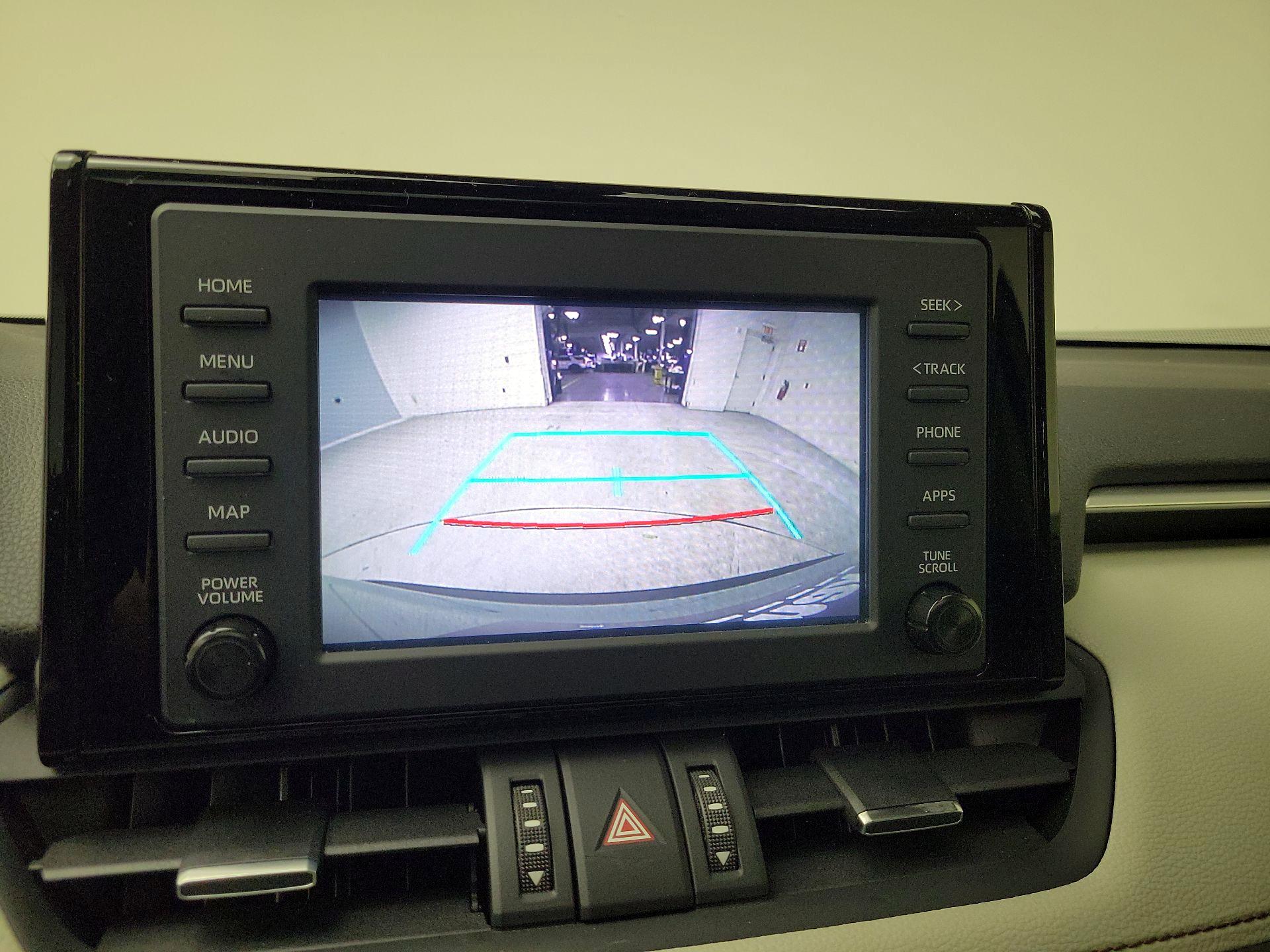 Thumbnail: 2019 Toyota RAV4 - 14