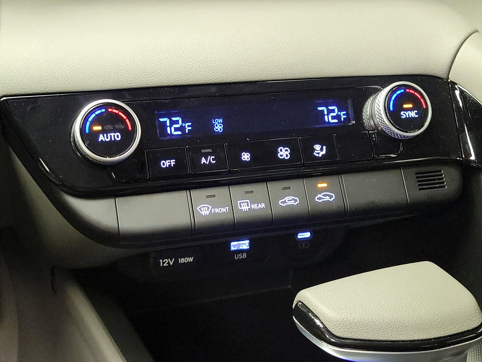 Thumbnail: 2025 Hyundai Elantra - 16