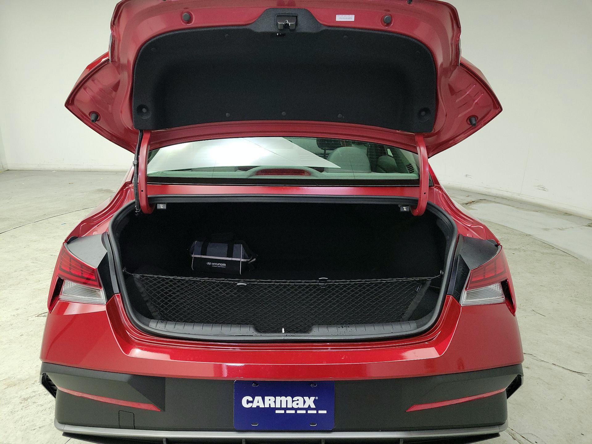 Thumbnail: 2025 Hyundai Elantra - 20