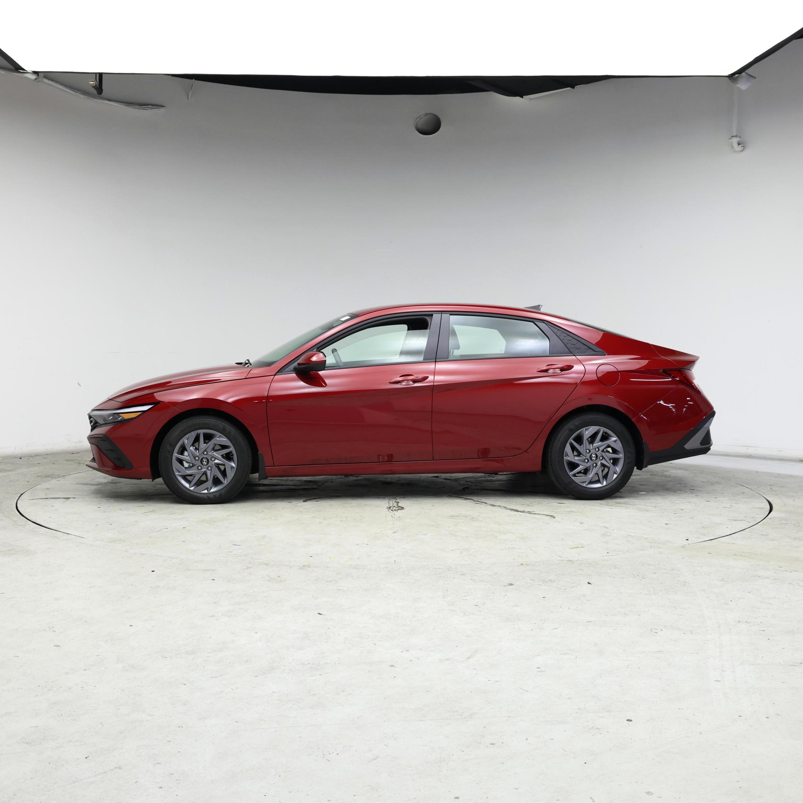 Thumbnail: 2025 Hyundai Elantra - 3