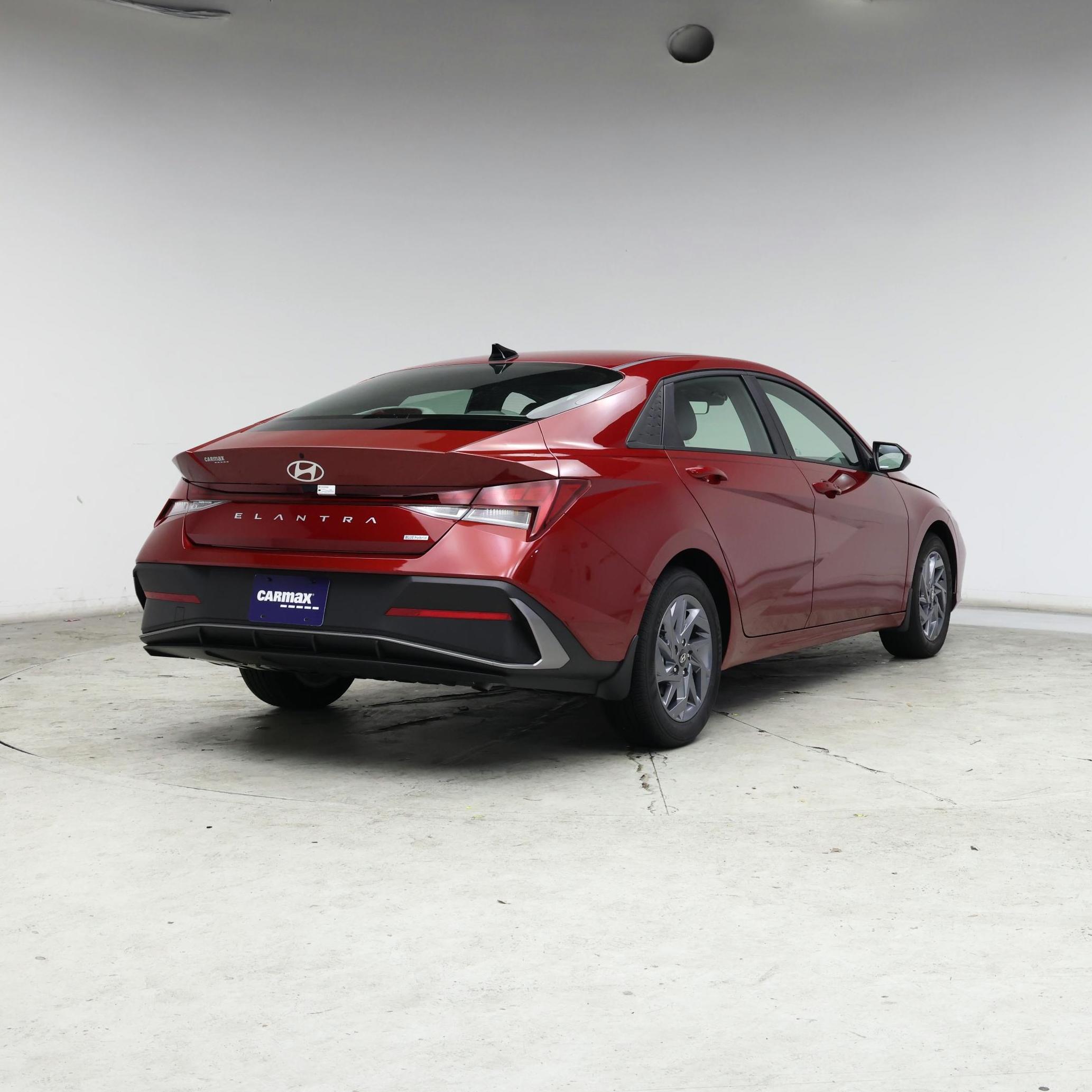 Thumbnail: 2025 Hyundai Elantra - 8