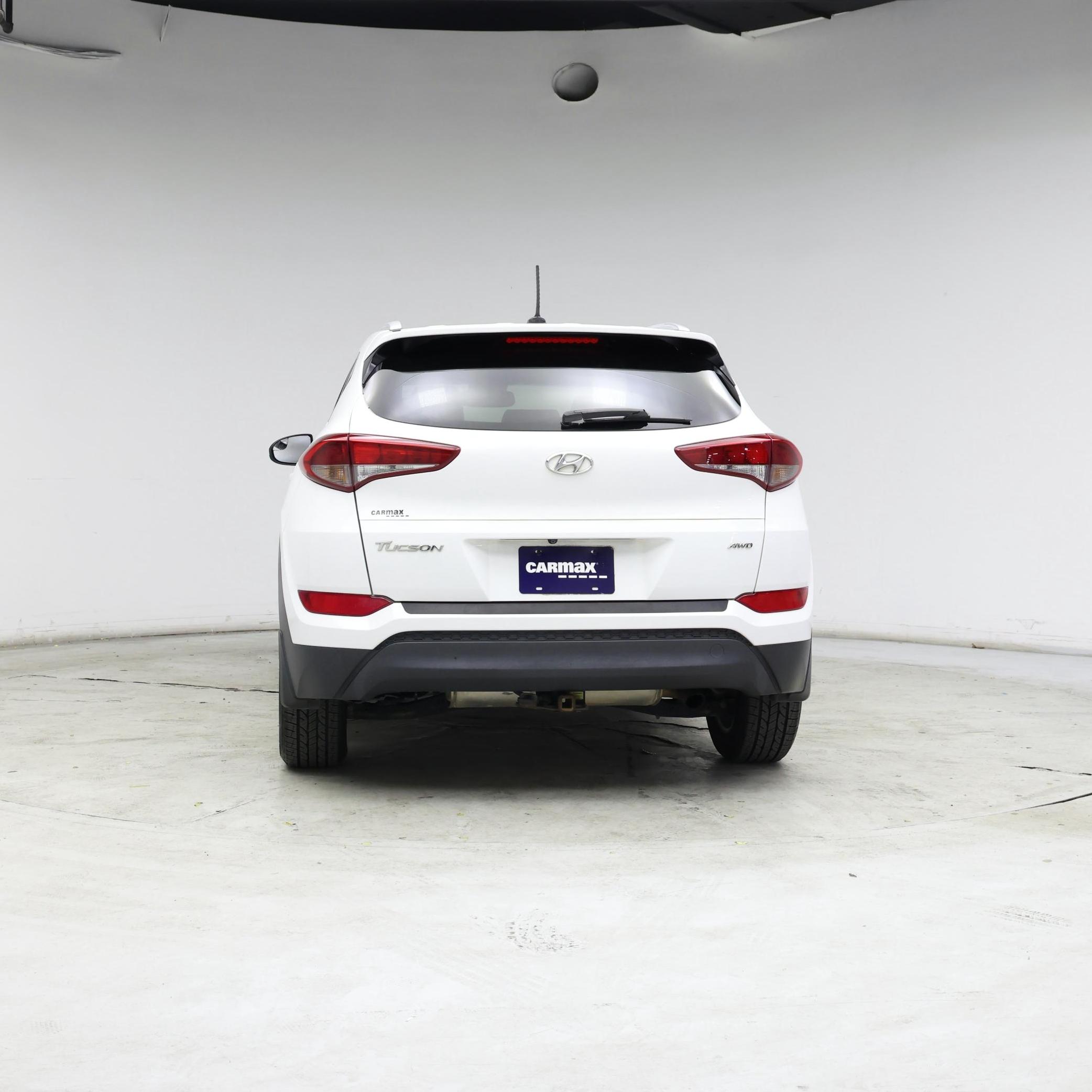 Thumbnail: 2016 Hyundai Tucson - 6