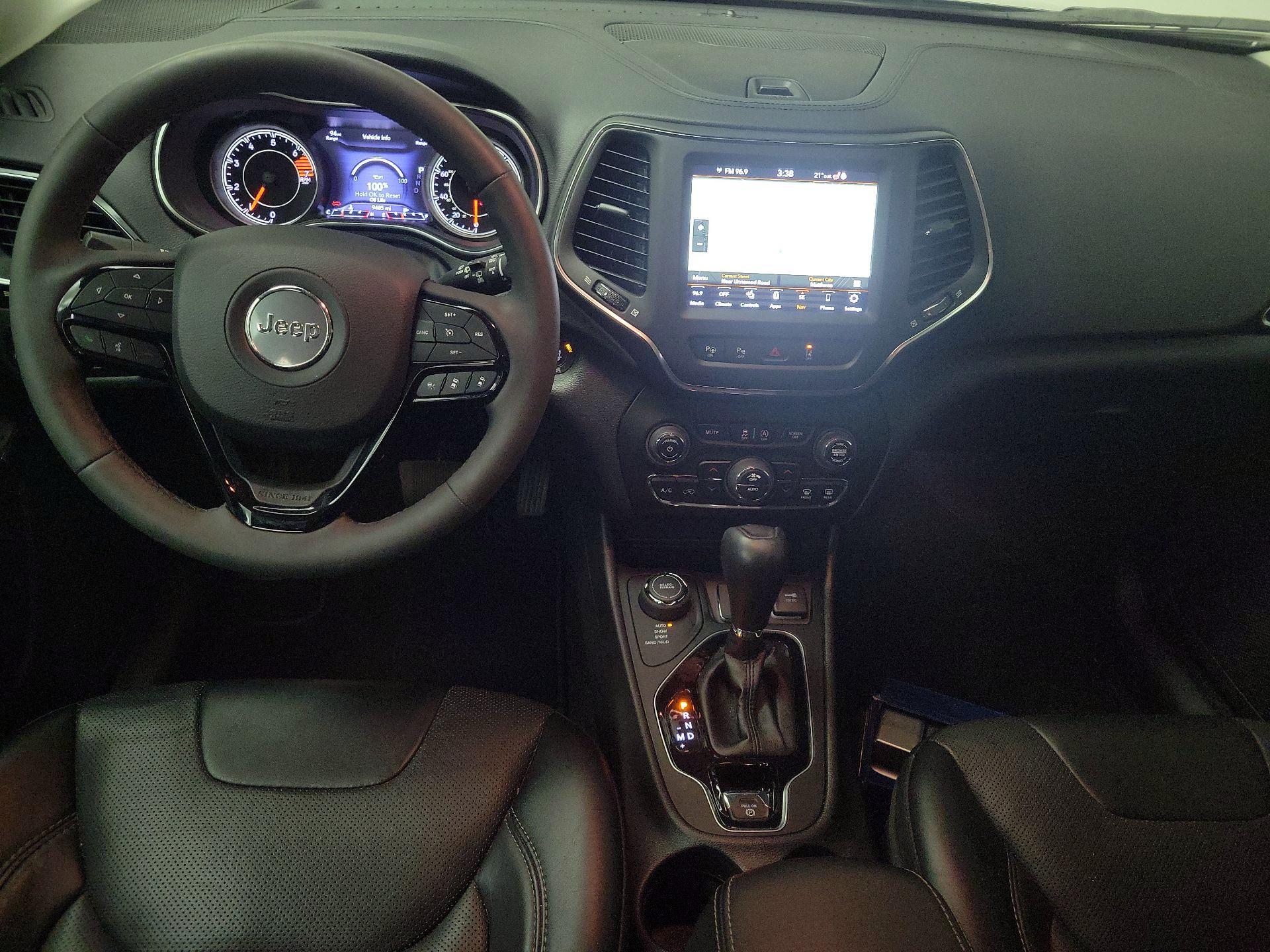 Thumbnail: 2023 Jeep Cherokee - 9