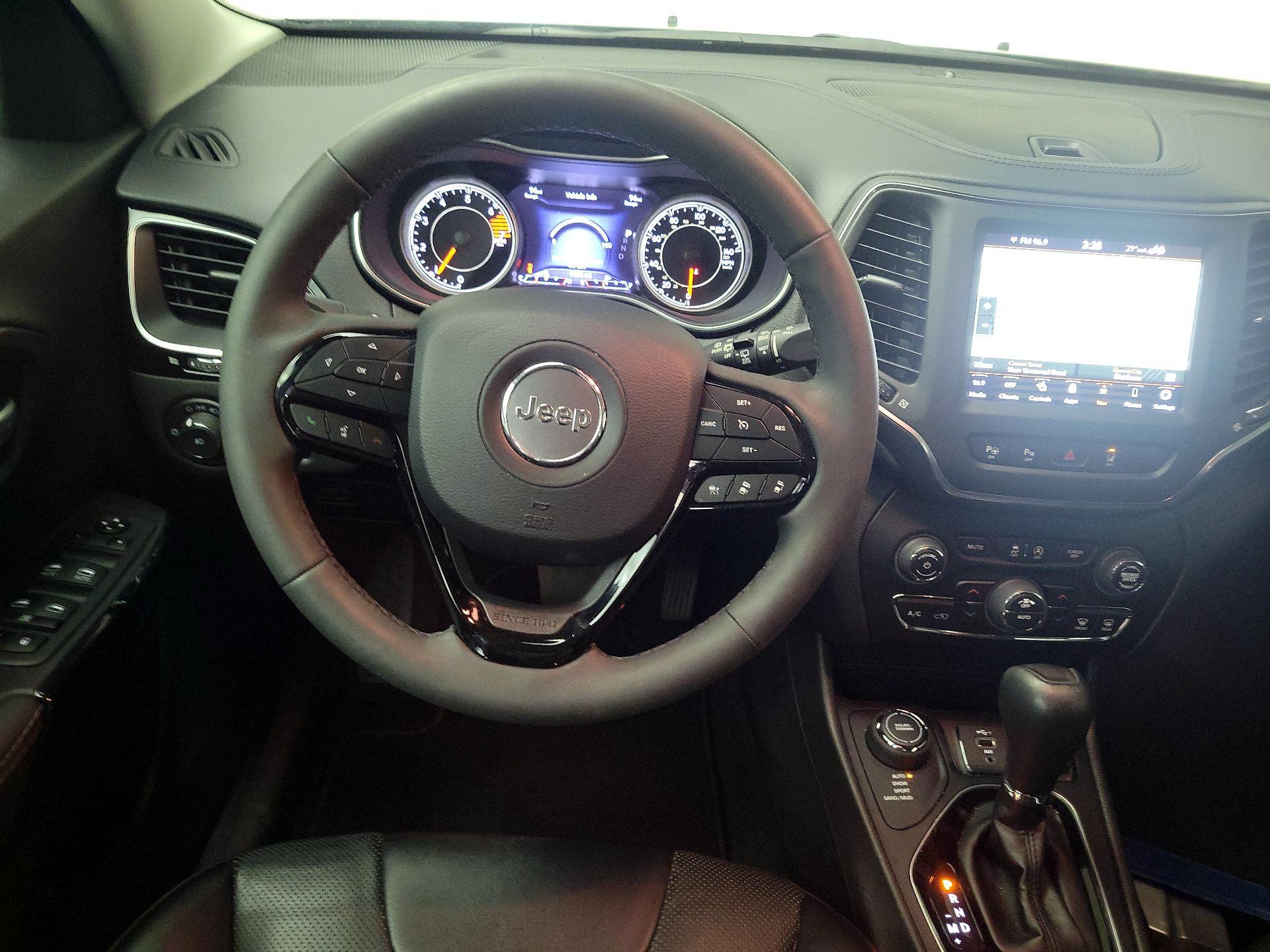 Thumbnail: 2023 Jeep Cherokee - 10