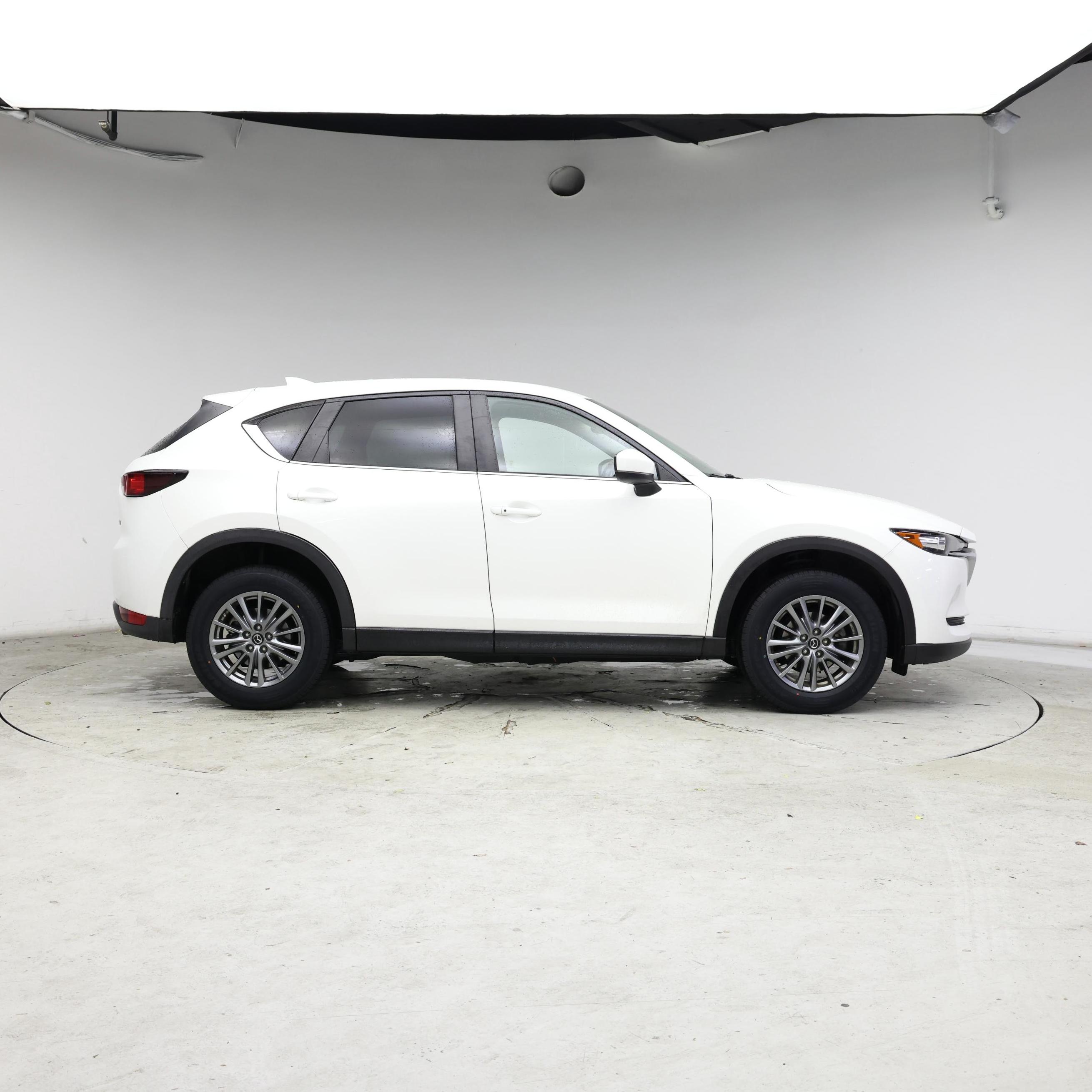 Thumbnail: 2017 Mazda CX-5 - 7