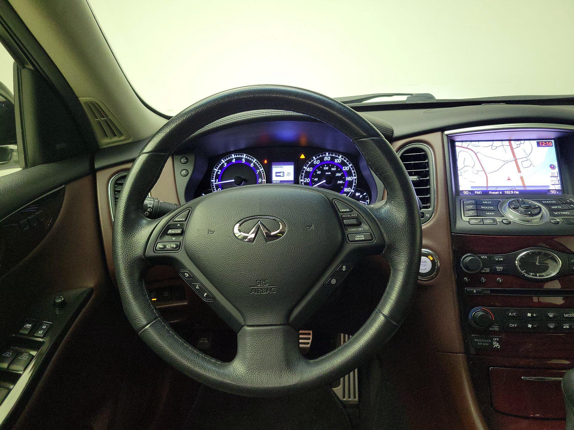 Thumbnail: 2017 INFINITI QX50 - 10