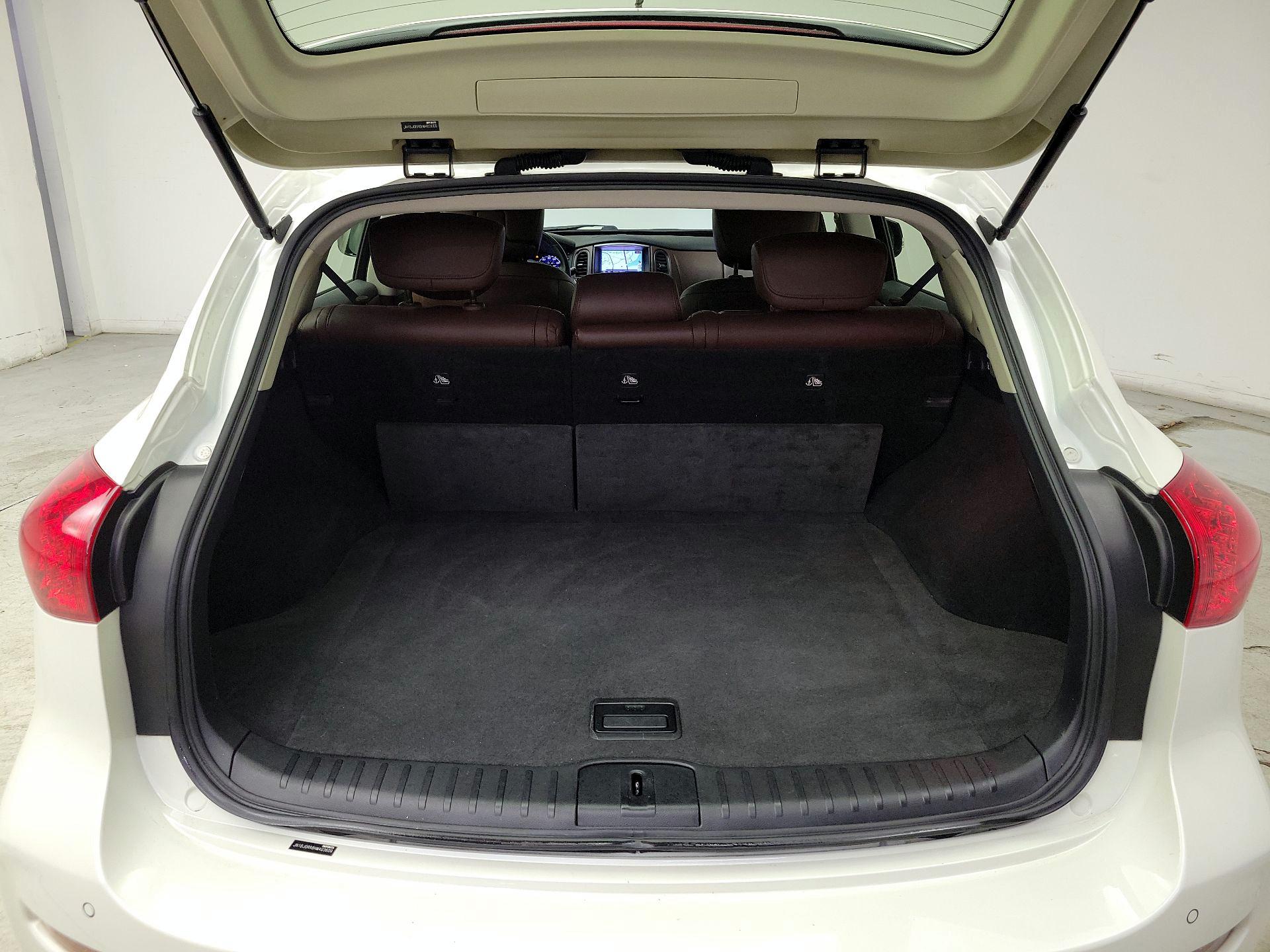 Thumbnail: 2017 INFINITI QX50 - 20