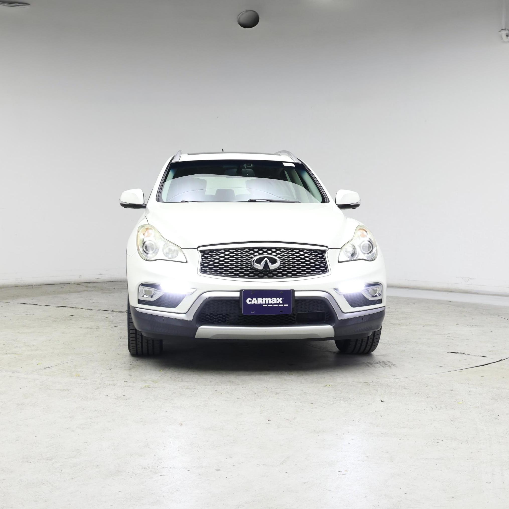 Thumbnail: 2017 INFINITI QX50 - 5