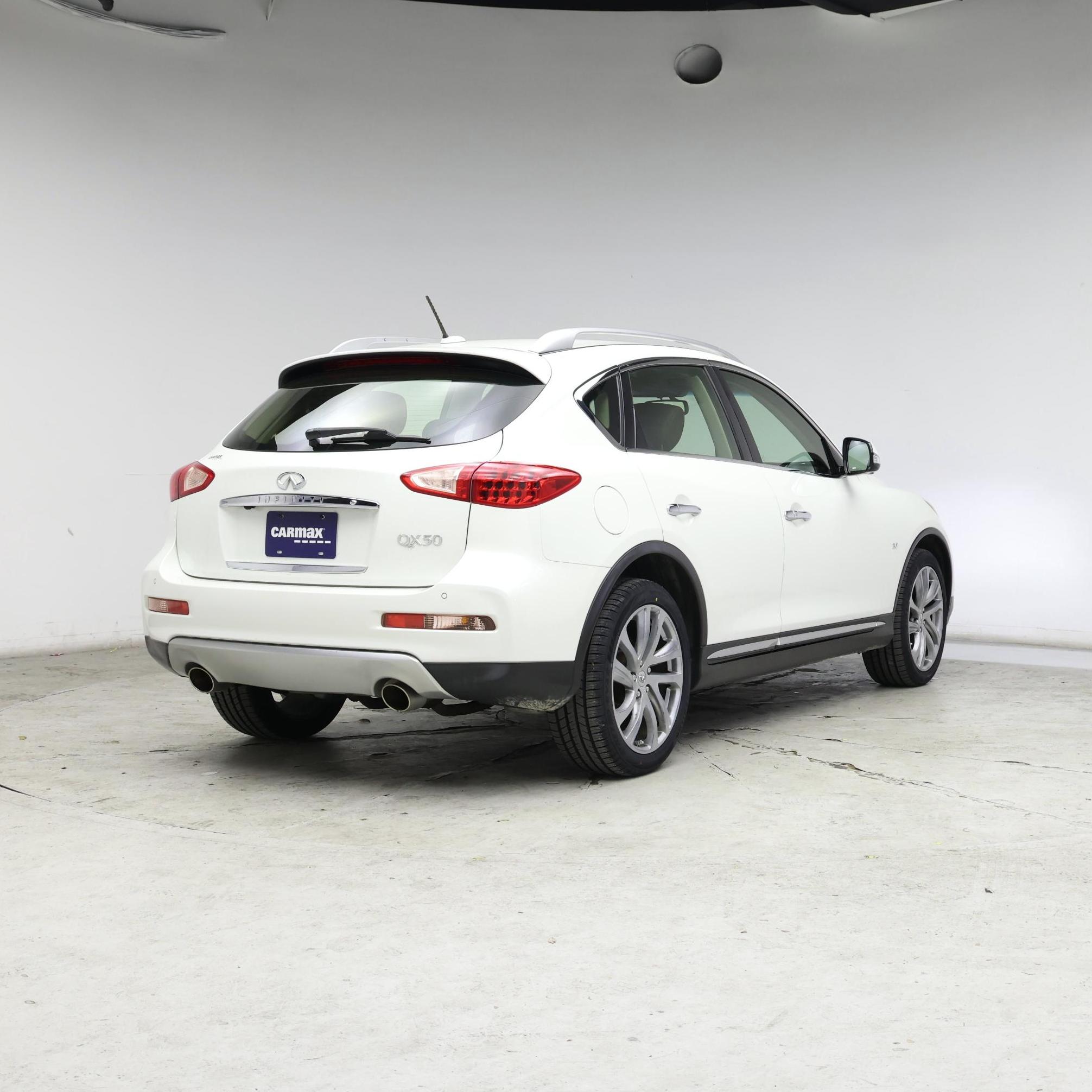 Thumbnail: 2017 INFINITI QX50 - 8