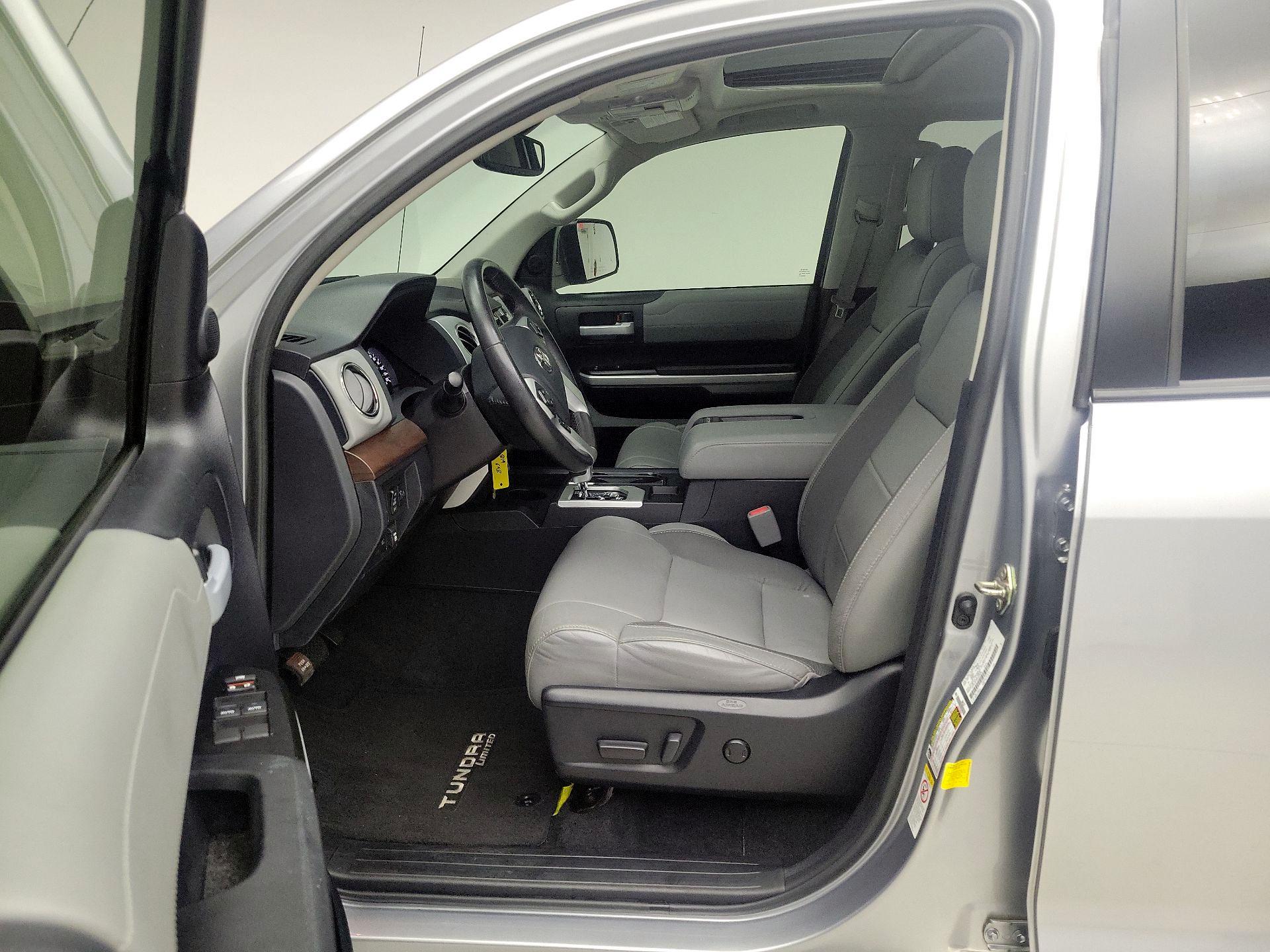 Thumbnail: 2019 Toyota Tundra - 11