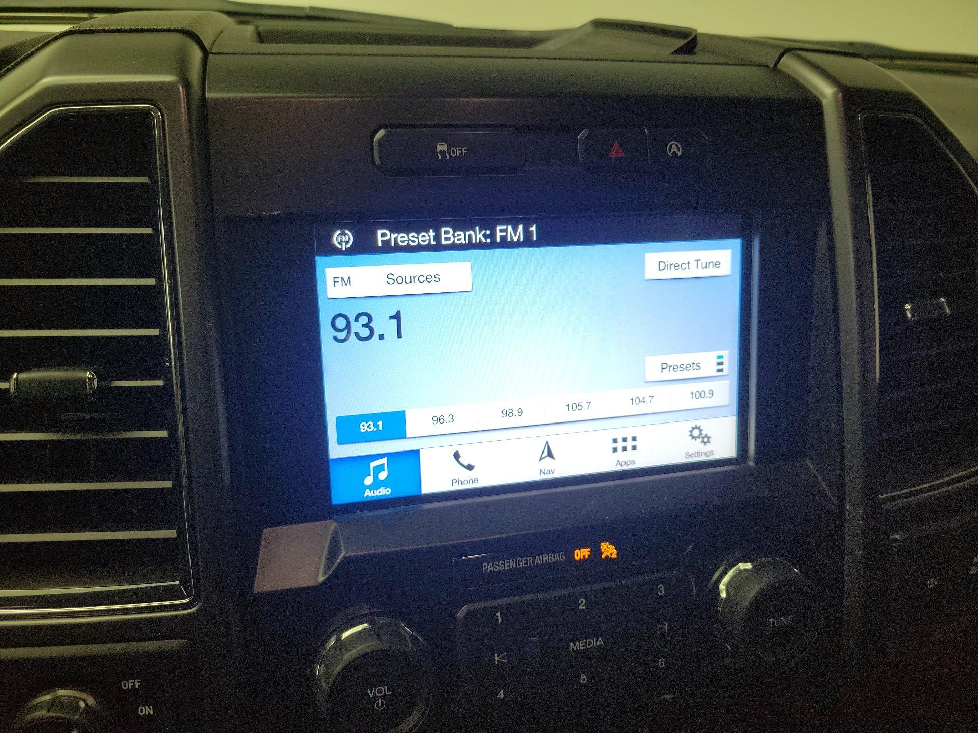 Thumbnail: 2018 Ford F-150 - 16