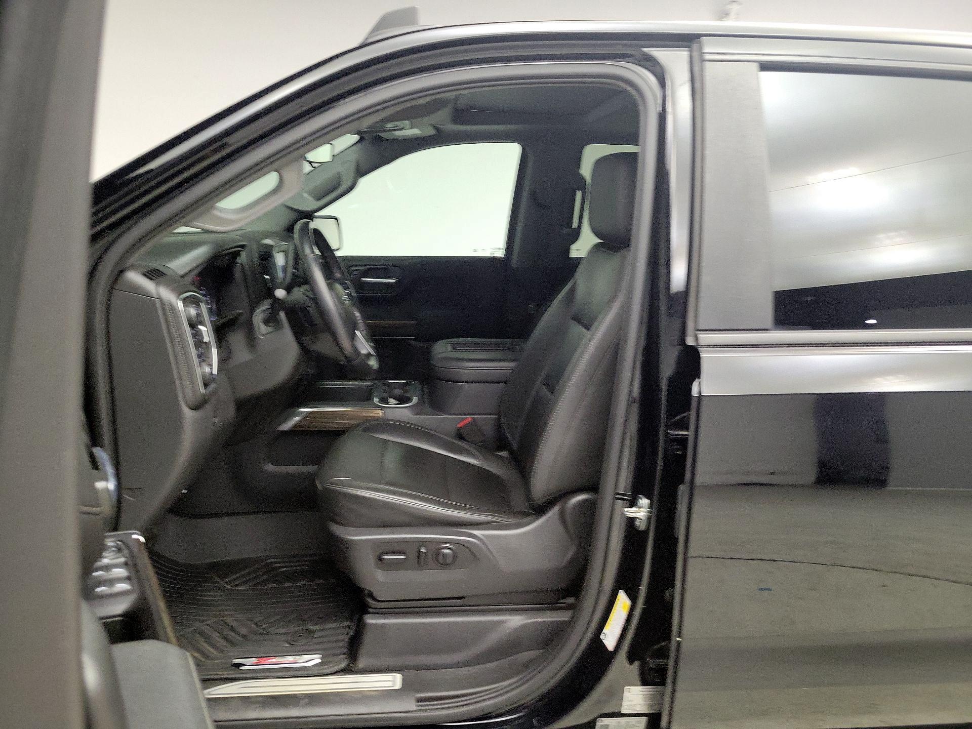 Thumbnail: 2020 Chevrolet Silverado 1500 - 11