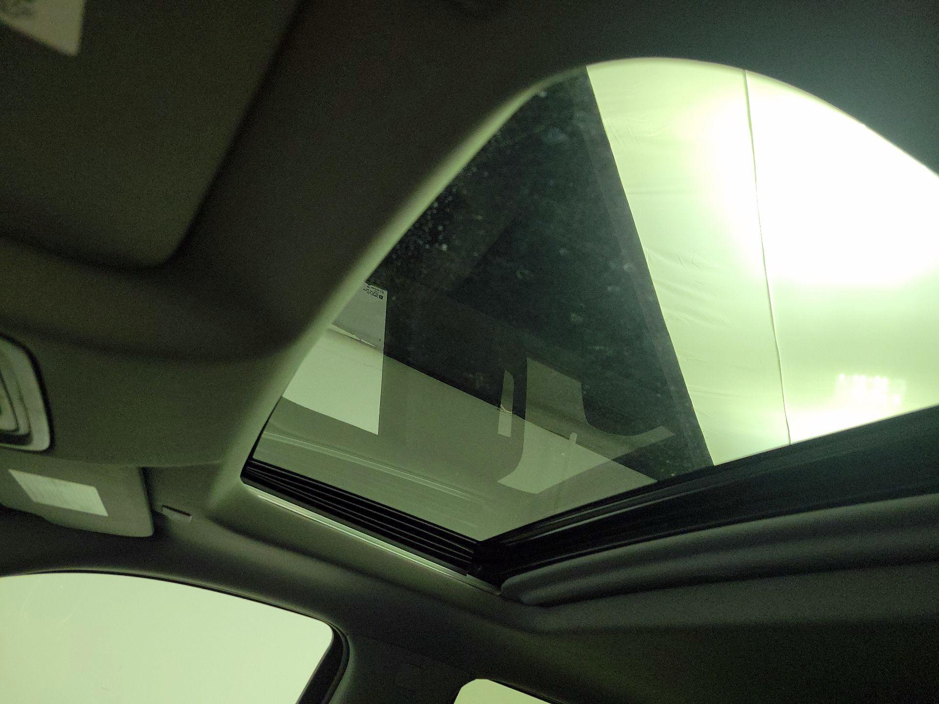 Thumbnail: 2020 Chevrolet Silverado 1500 - 19