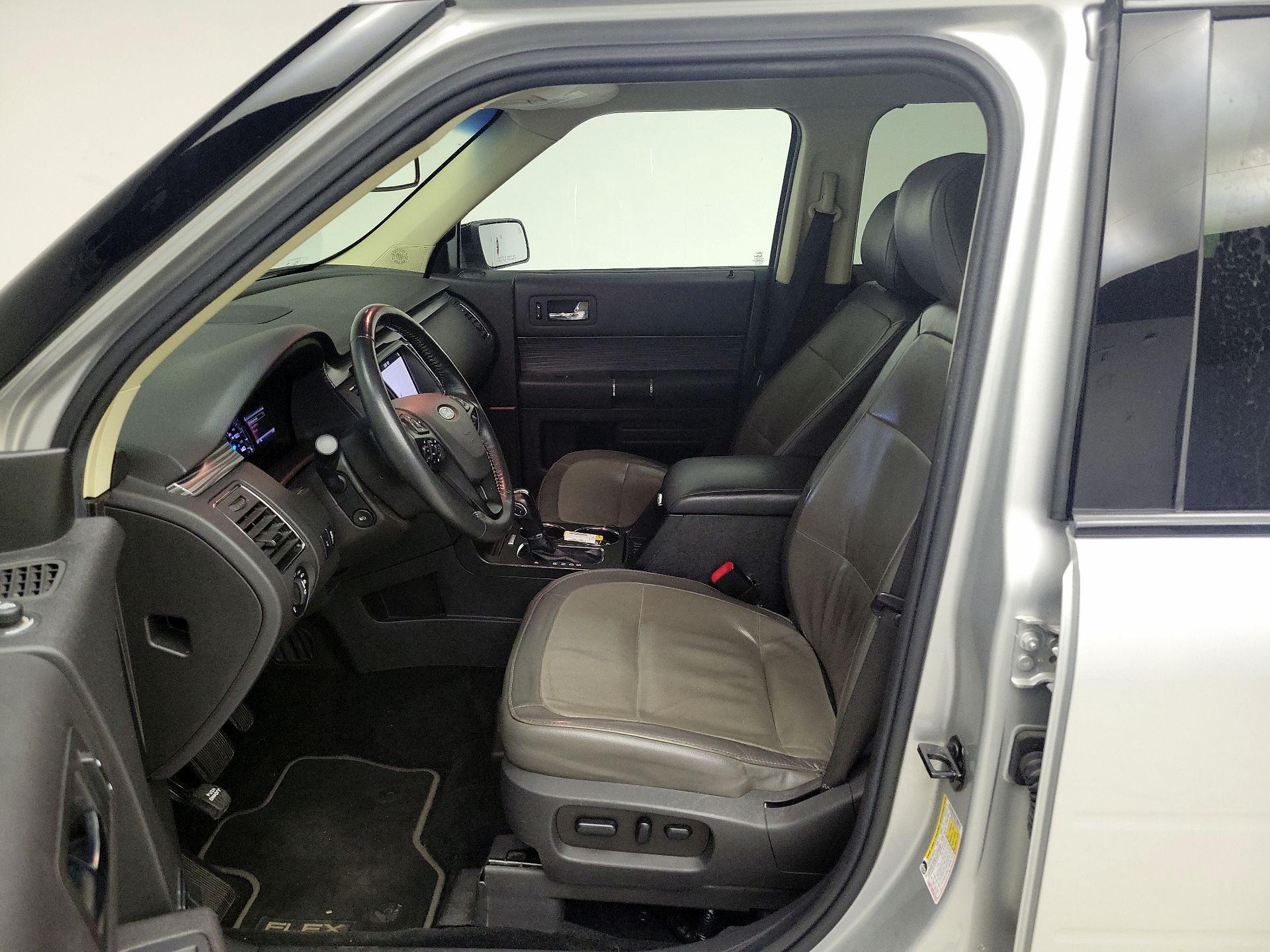 Thumbnail: 2019 Ford Flex - 11