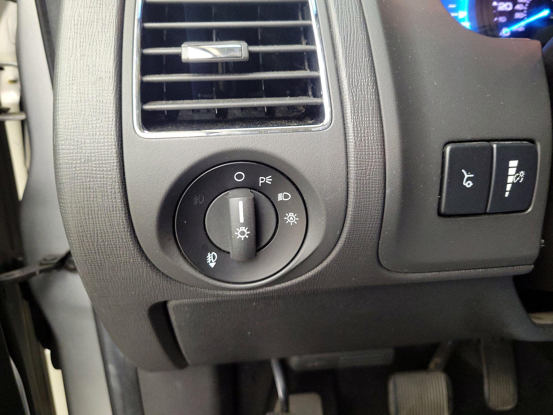 Thumbnail: 2019 Ford Flex - 13