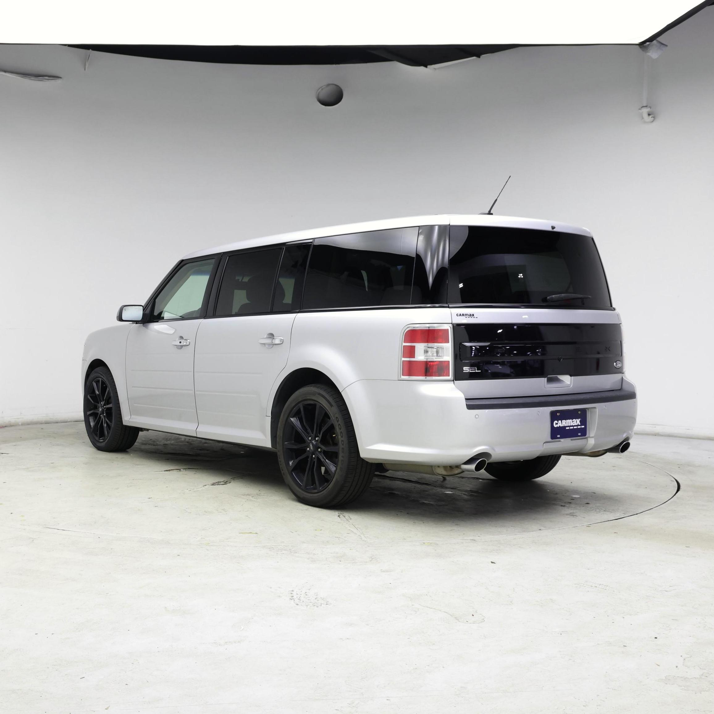 Thumbnail: 2019 Ford Flex - 2