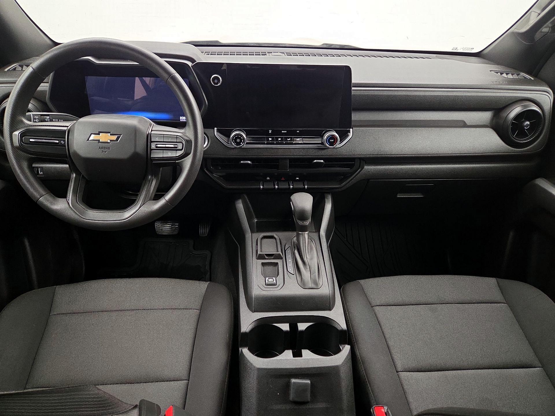 Thumbnail: 2024 Chevrolet Colorado - 9