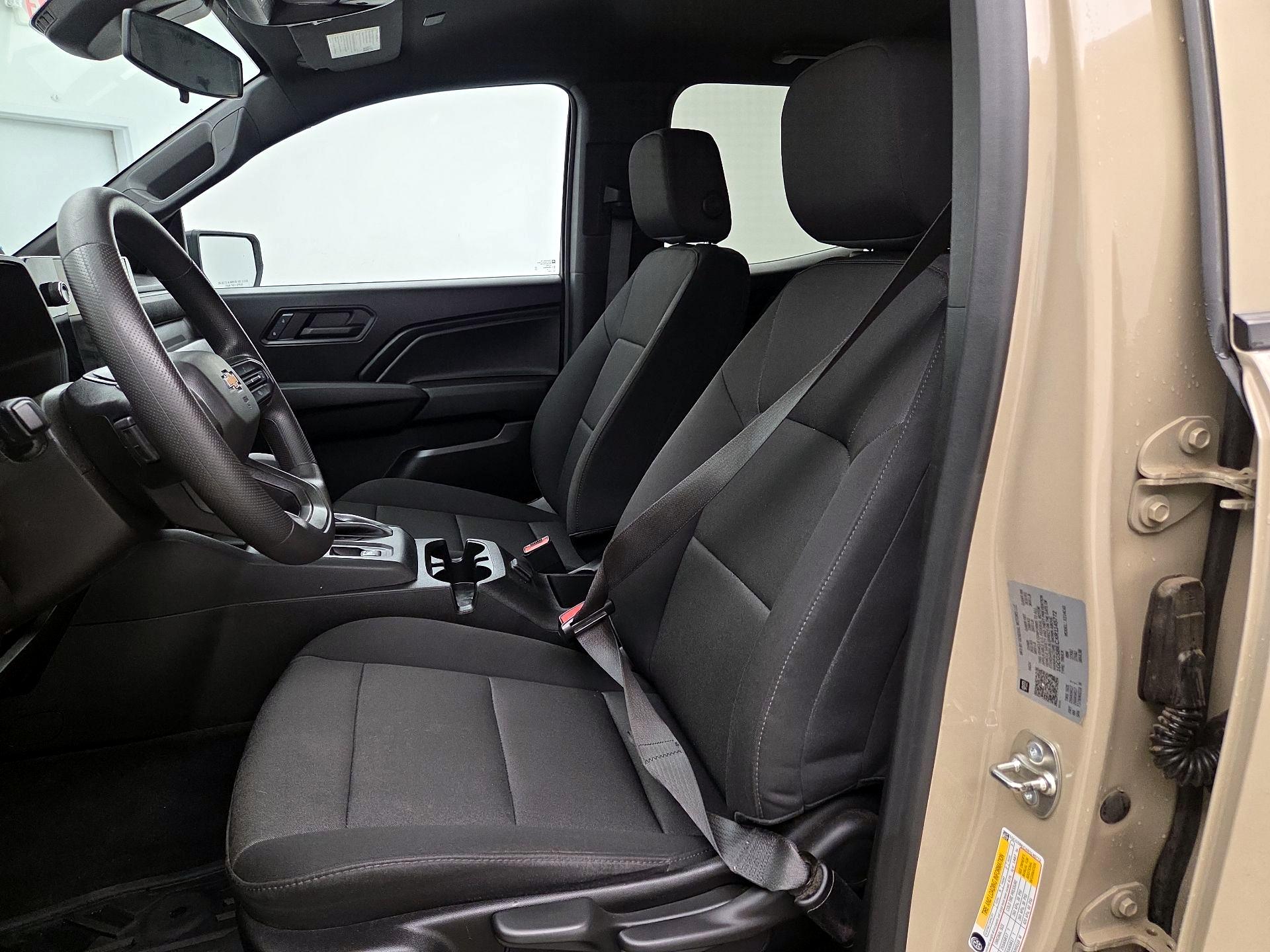 Thumbnail: 2024 Chevrolet Colorado - 11