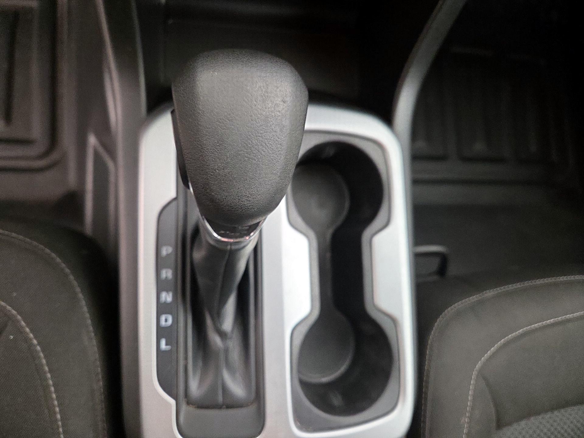 Thumbnail: 2022 Chevrolet Colorado - 16