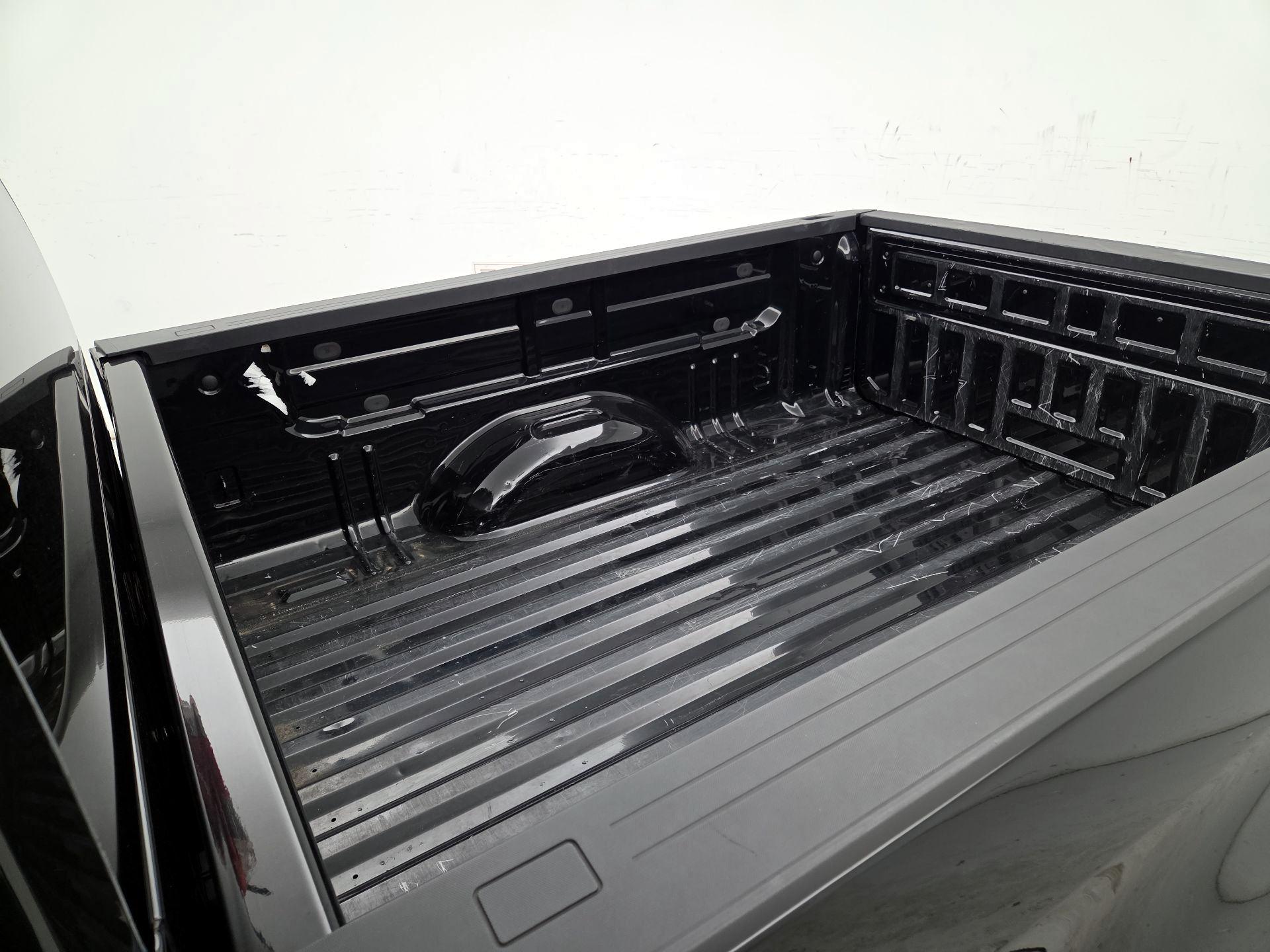 Thumbnail: 2022 Chevrolet Colorado - 19