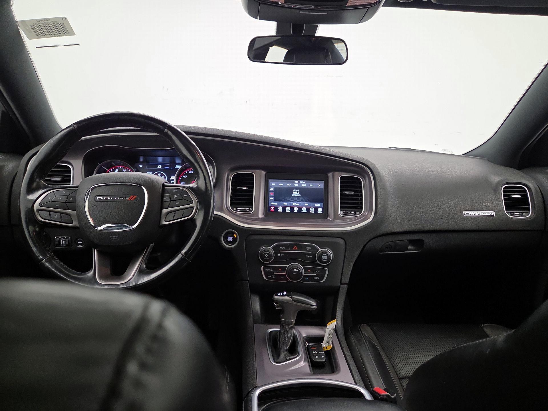 Thumbnail: 2020 Dodge Charger - 9