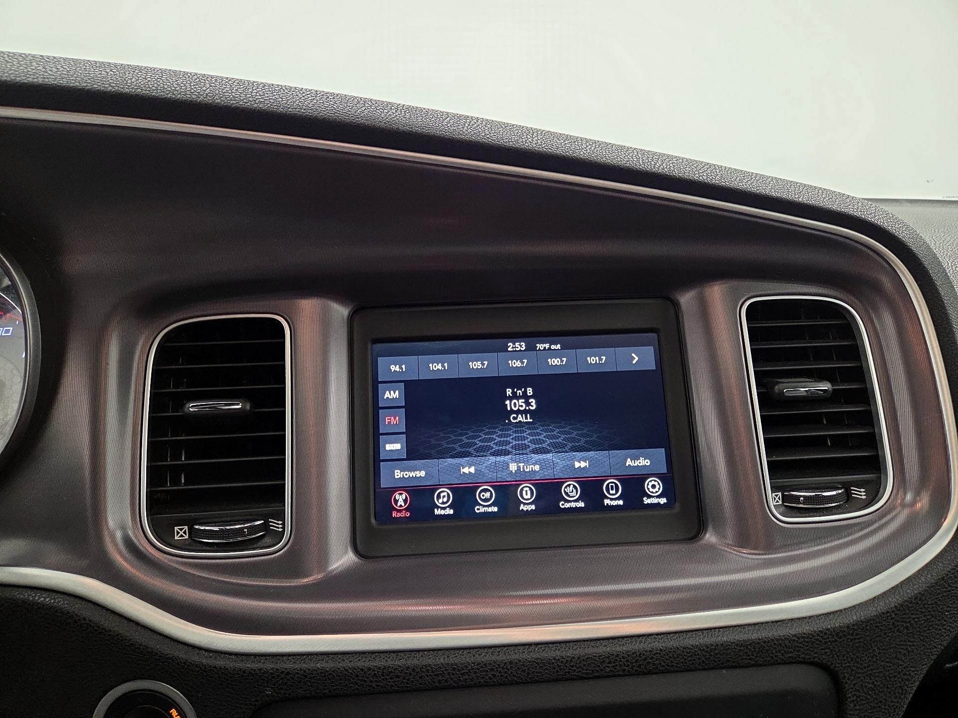 Thumbnail: 2020 Dodge Charger - 15