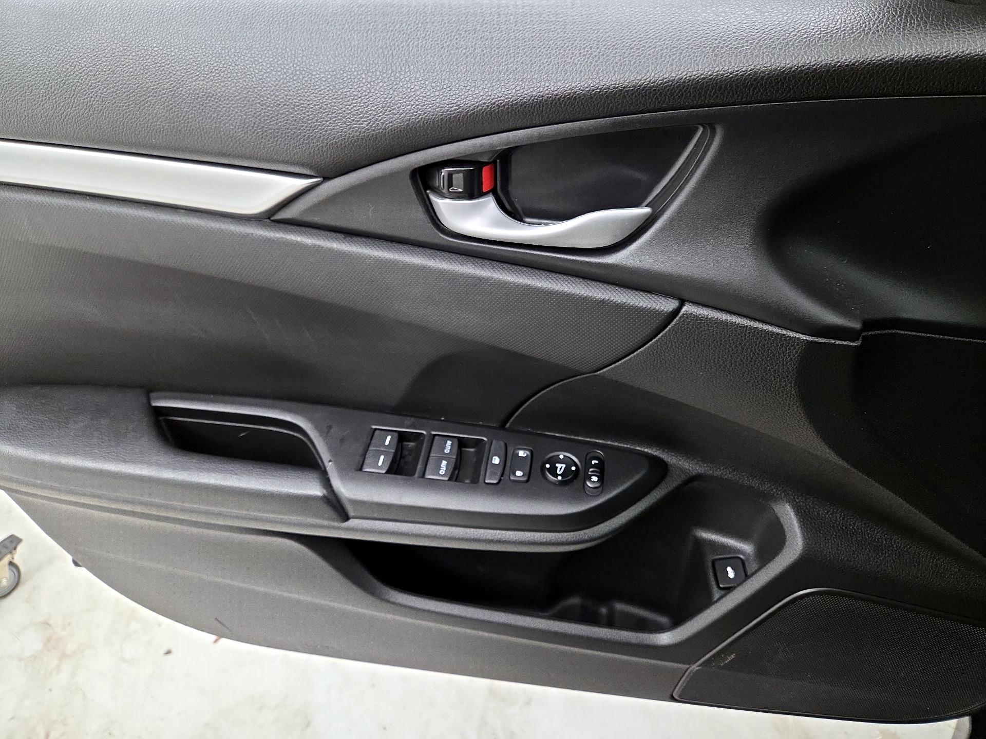 Thumbnail: 2021 Honda Civic - 12