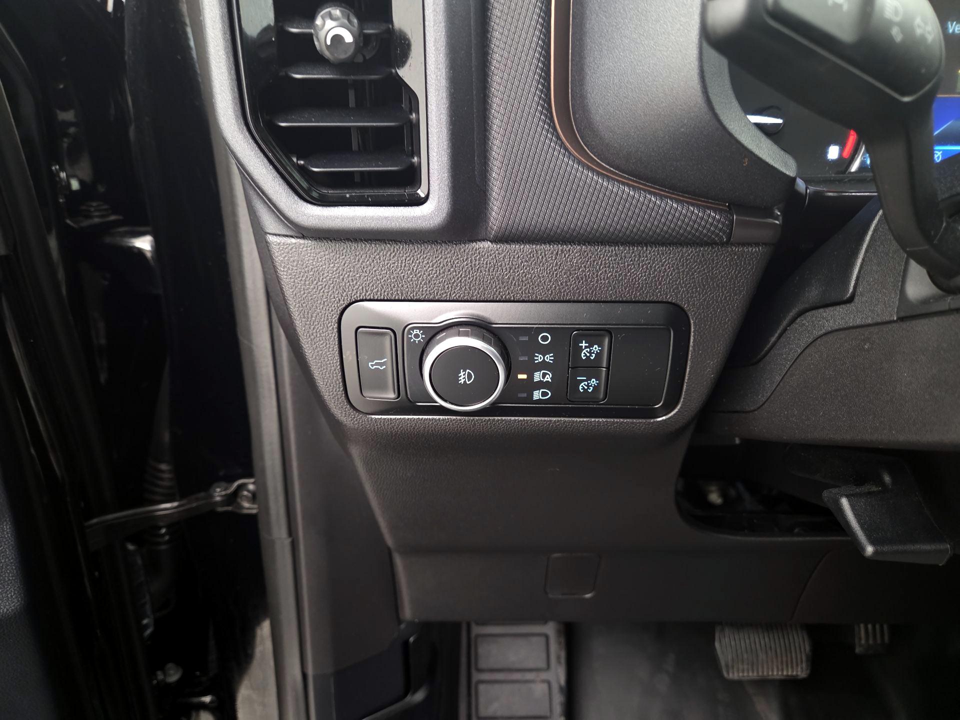 Thumbnail: 2024 Ford Bronco Sport - 11