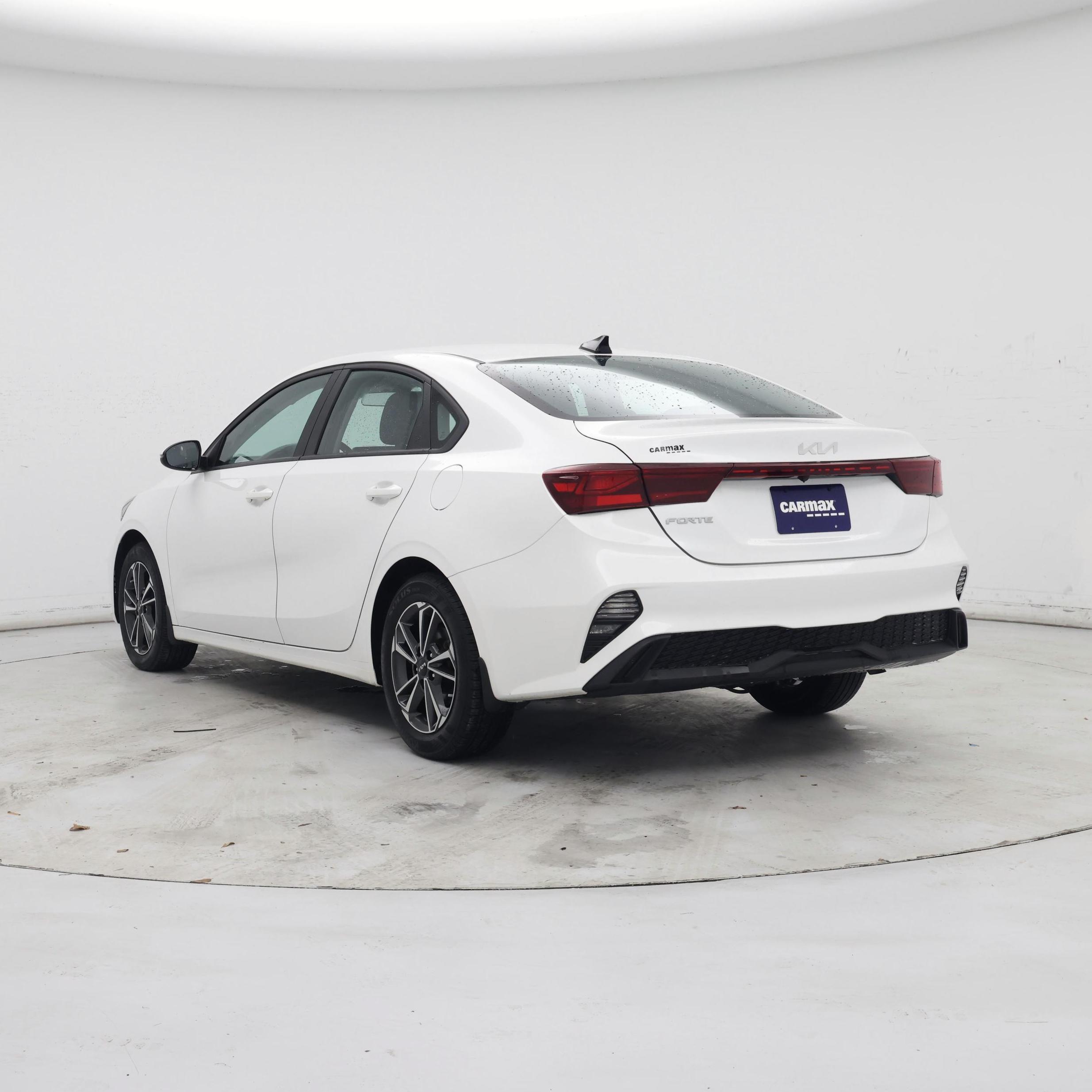 Thumbnail: 2023 Kia Forte - 2