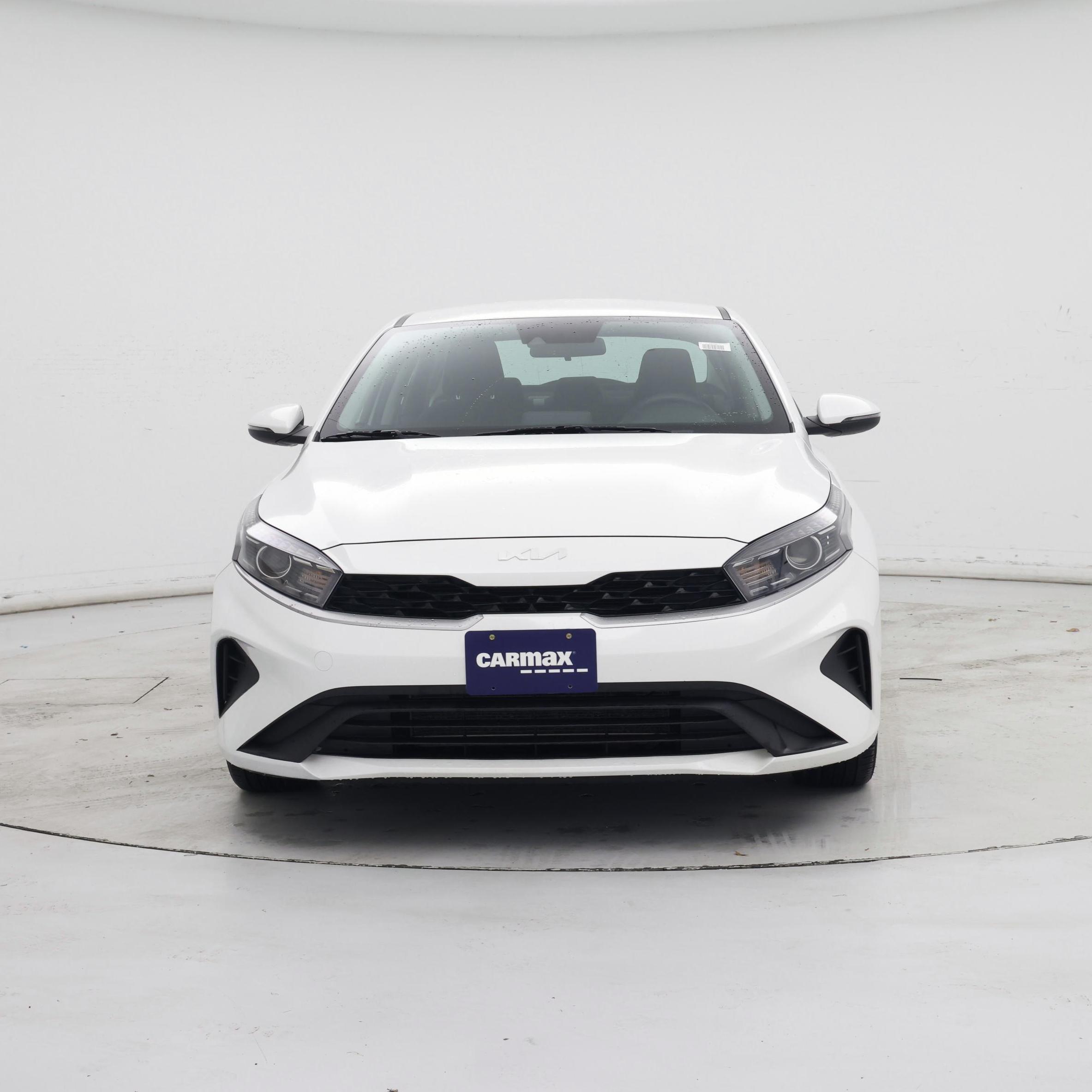 Thumbnail: 2023 Kia Forte - 5