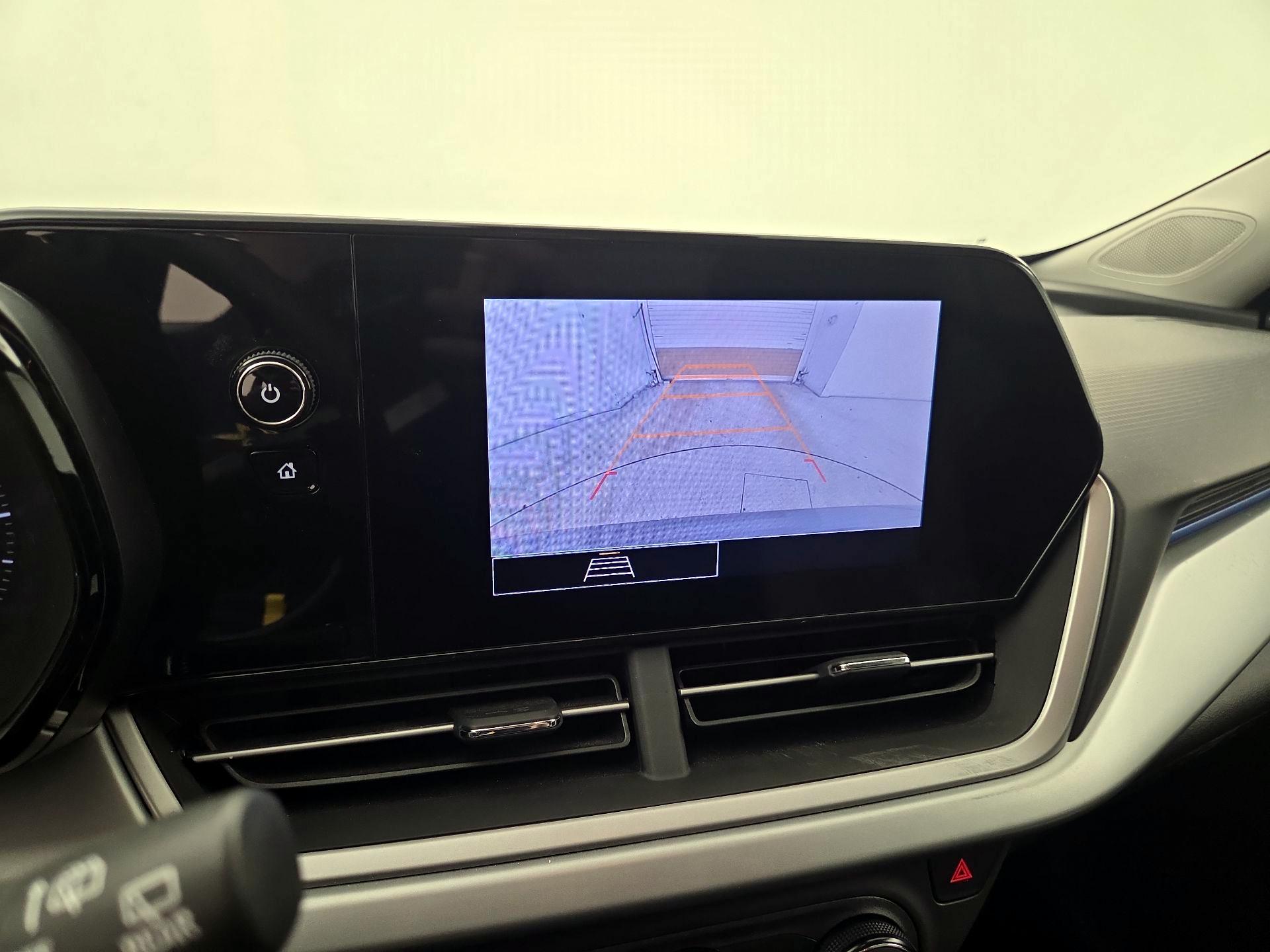 Thumbnail: 2024 Chevrolet Trax - 14