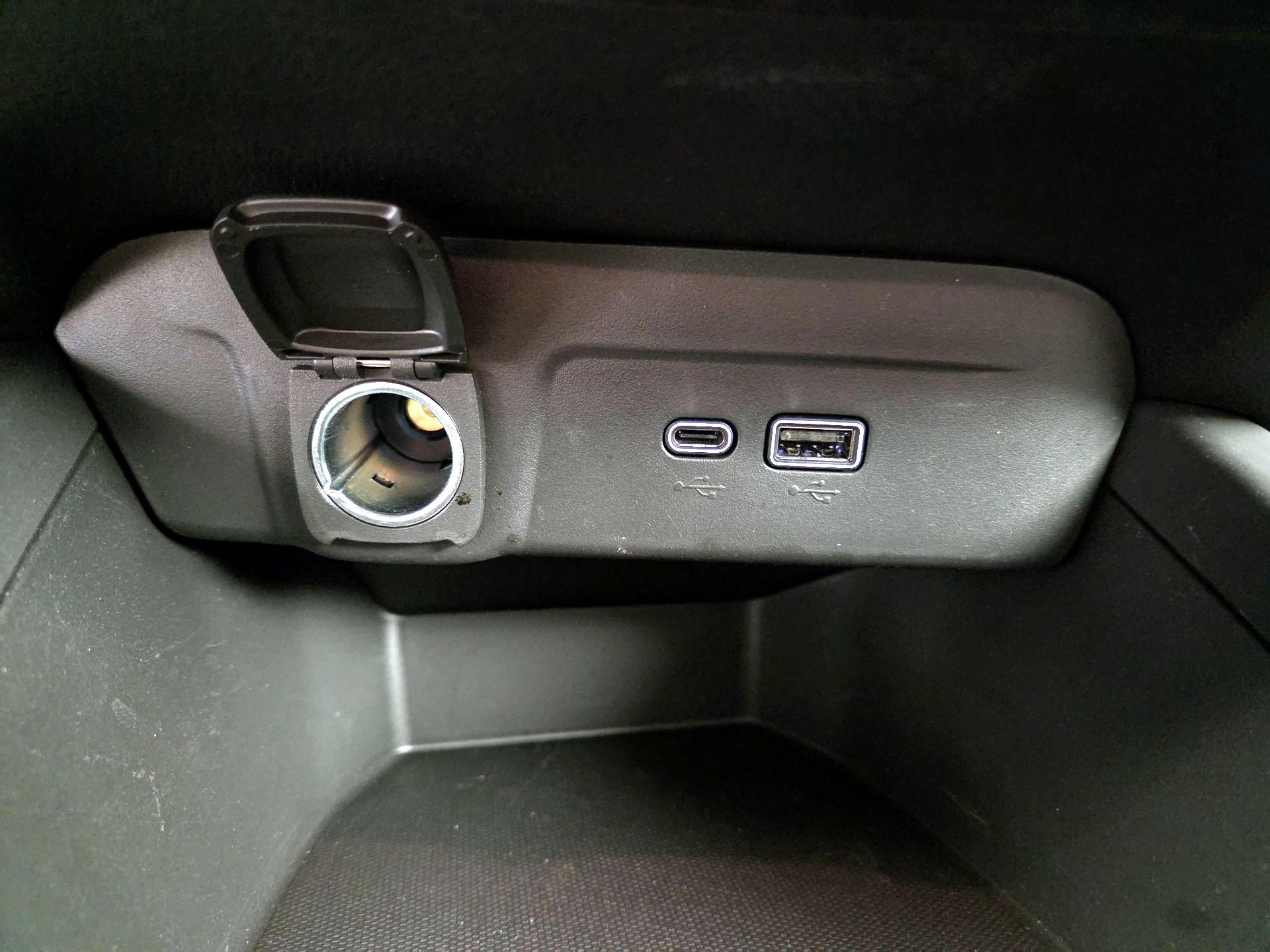 Thumbnail: 2024 Chevrolet Trax - 18