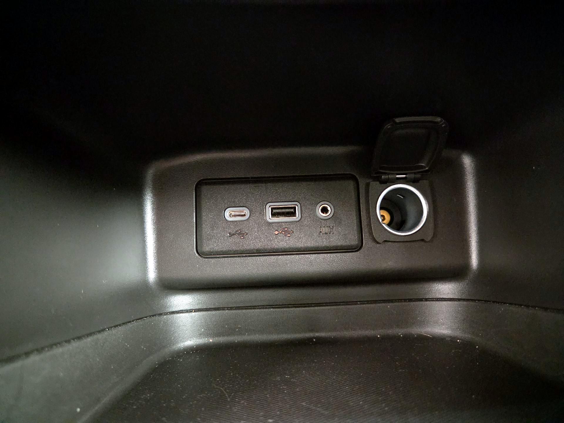 Thumbnail: 2024 Chevrolet Equinox - 18