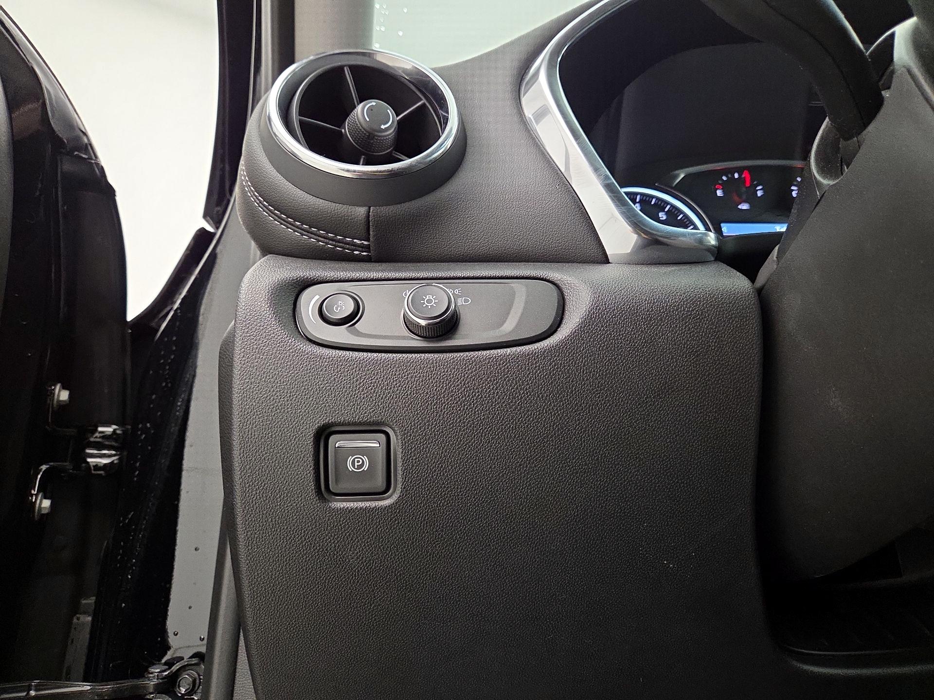 Thumbnail: 2024 Chevrolet Blazer - 13