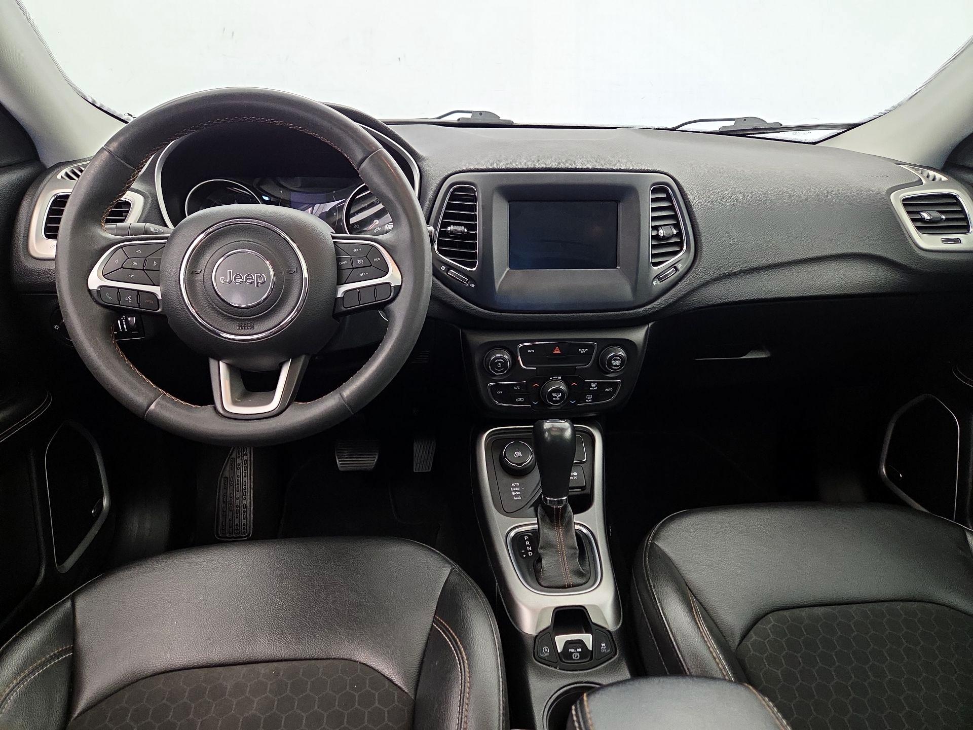 Thumbnail: 2021 Jeep Compass - 9