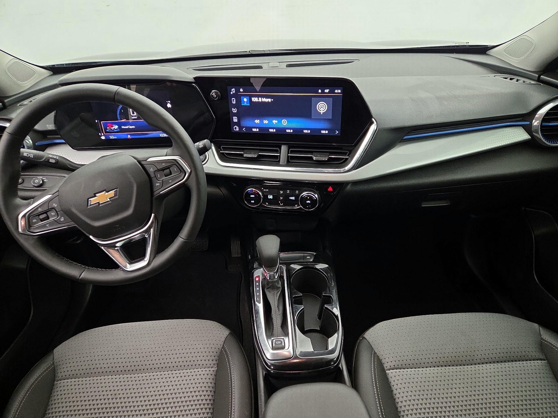 Thumbnail: 2025 Chevrolet Trax - 9