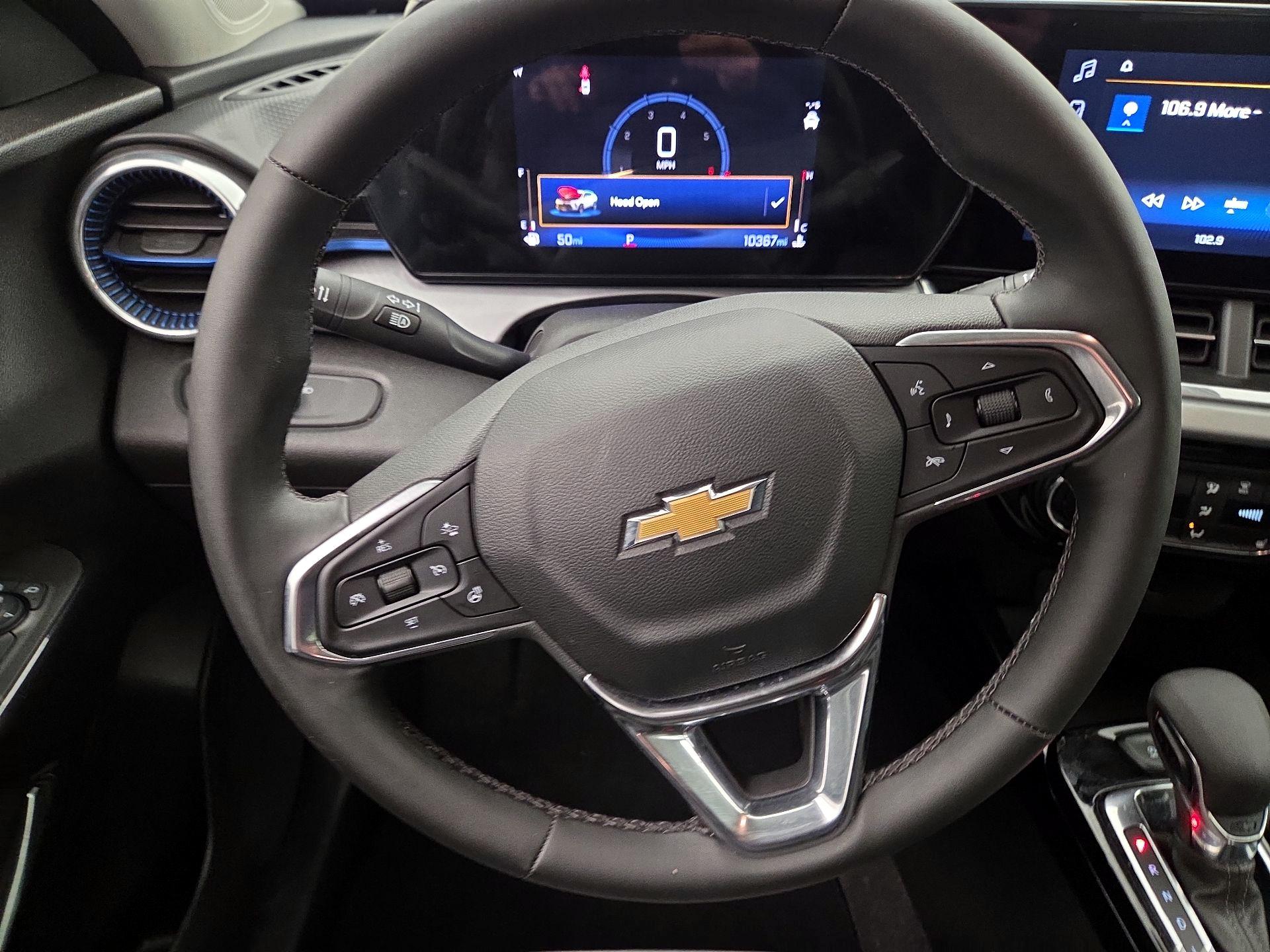 Thumbnail: 2025 Chevrolet Trax - 10