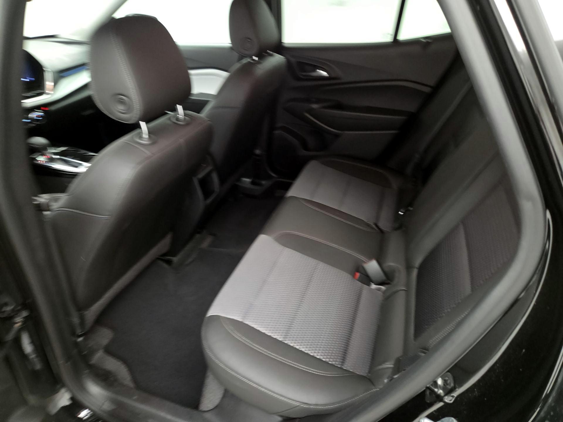 Thumbnail: 2025 Chevrolet Trax - 18