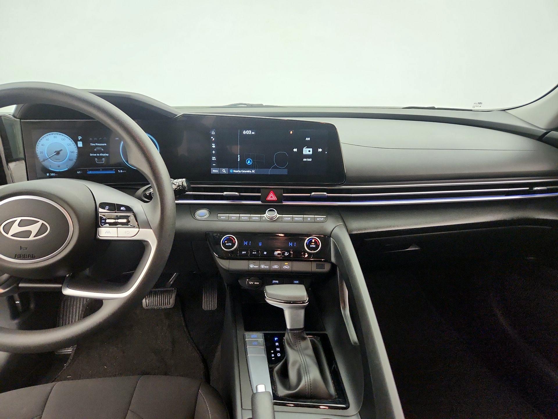 Thumbnail: 2024 Hyundai Elantra - 9