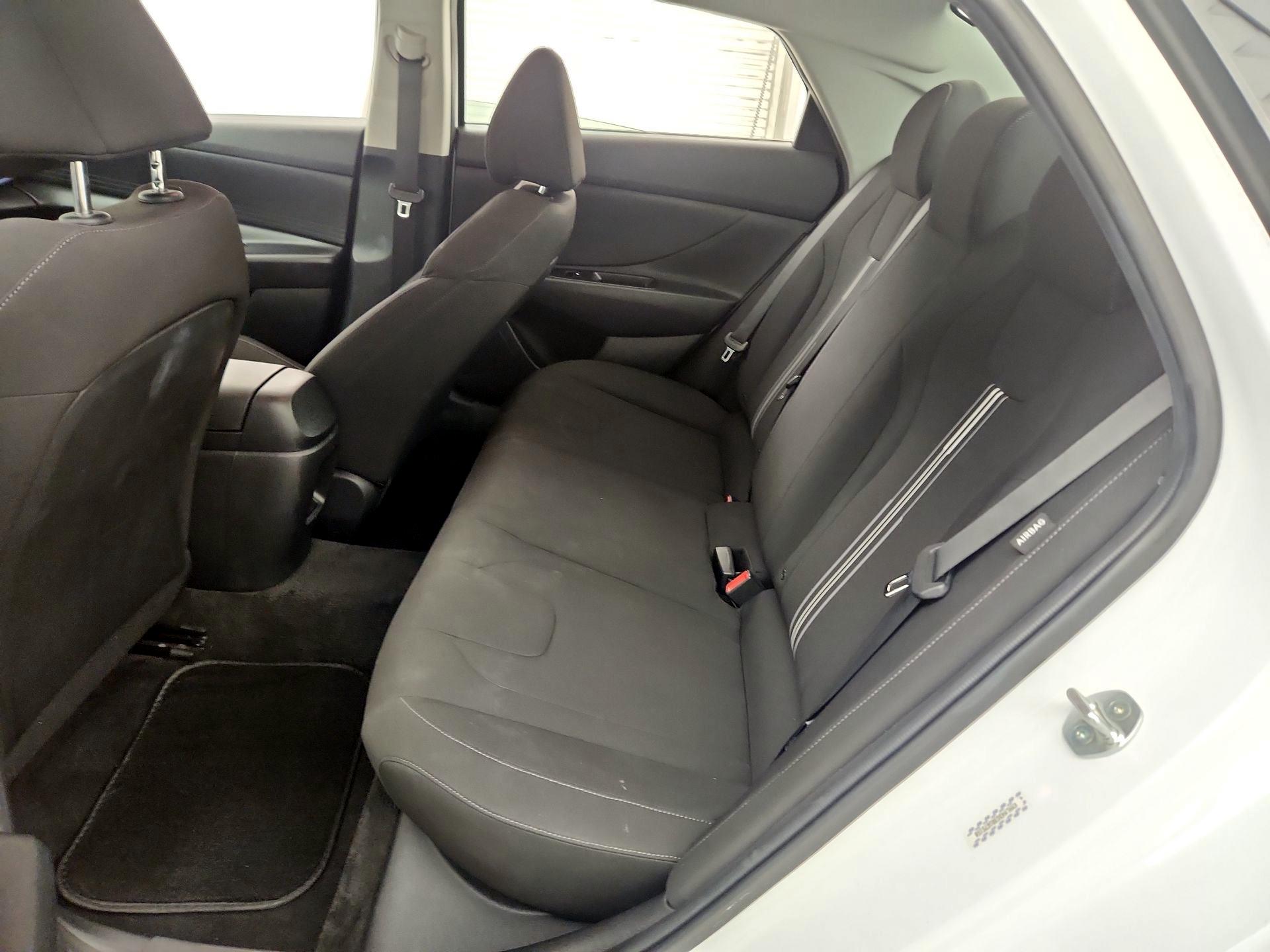 Thumbnail: 2024 Hyundai Elantra - 20