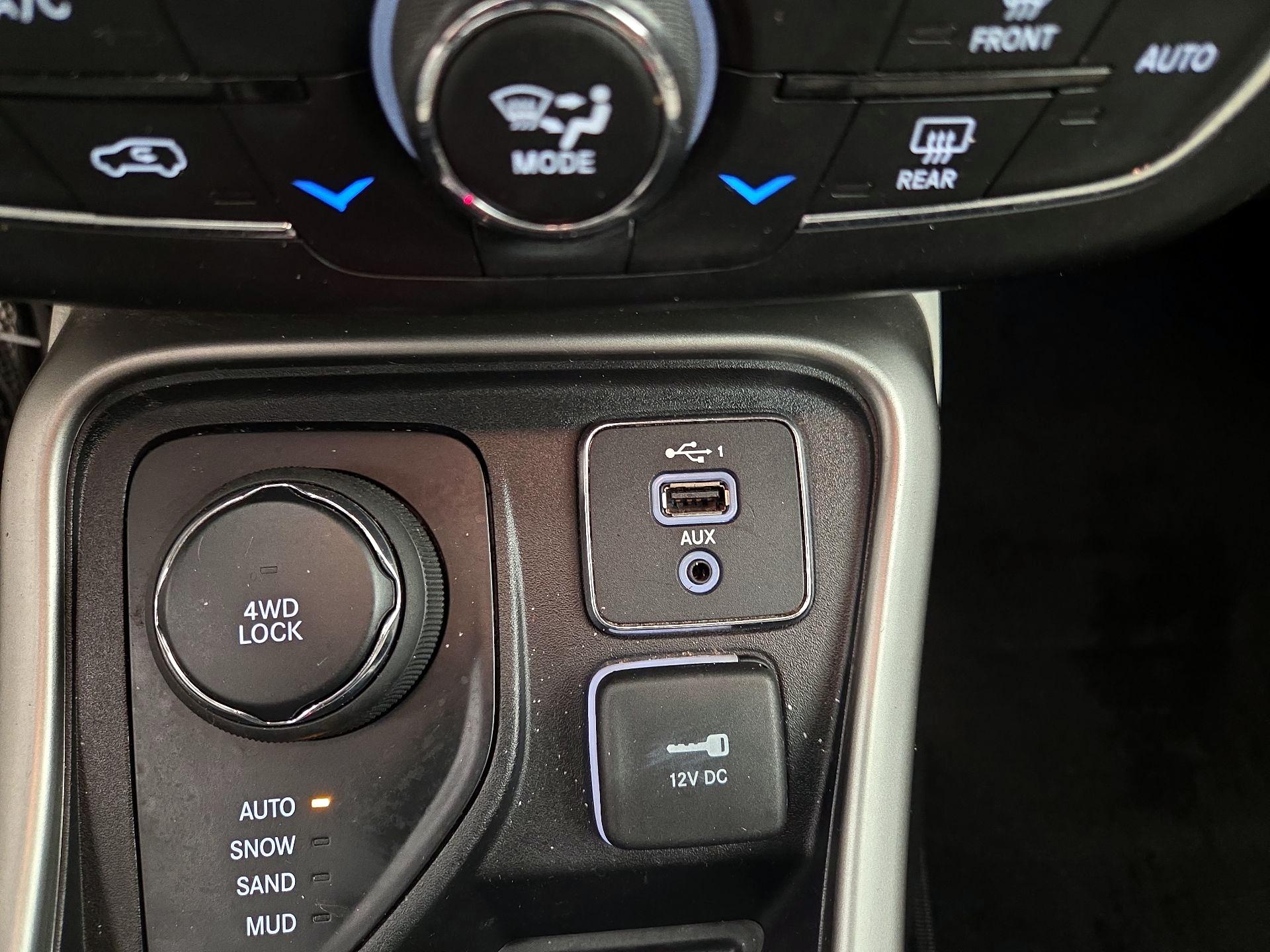 Thumbnail: 2021 Jeep Compass - 18