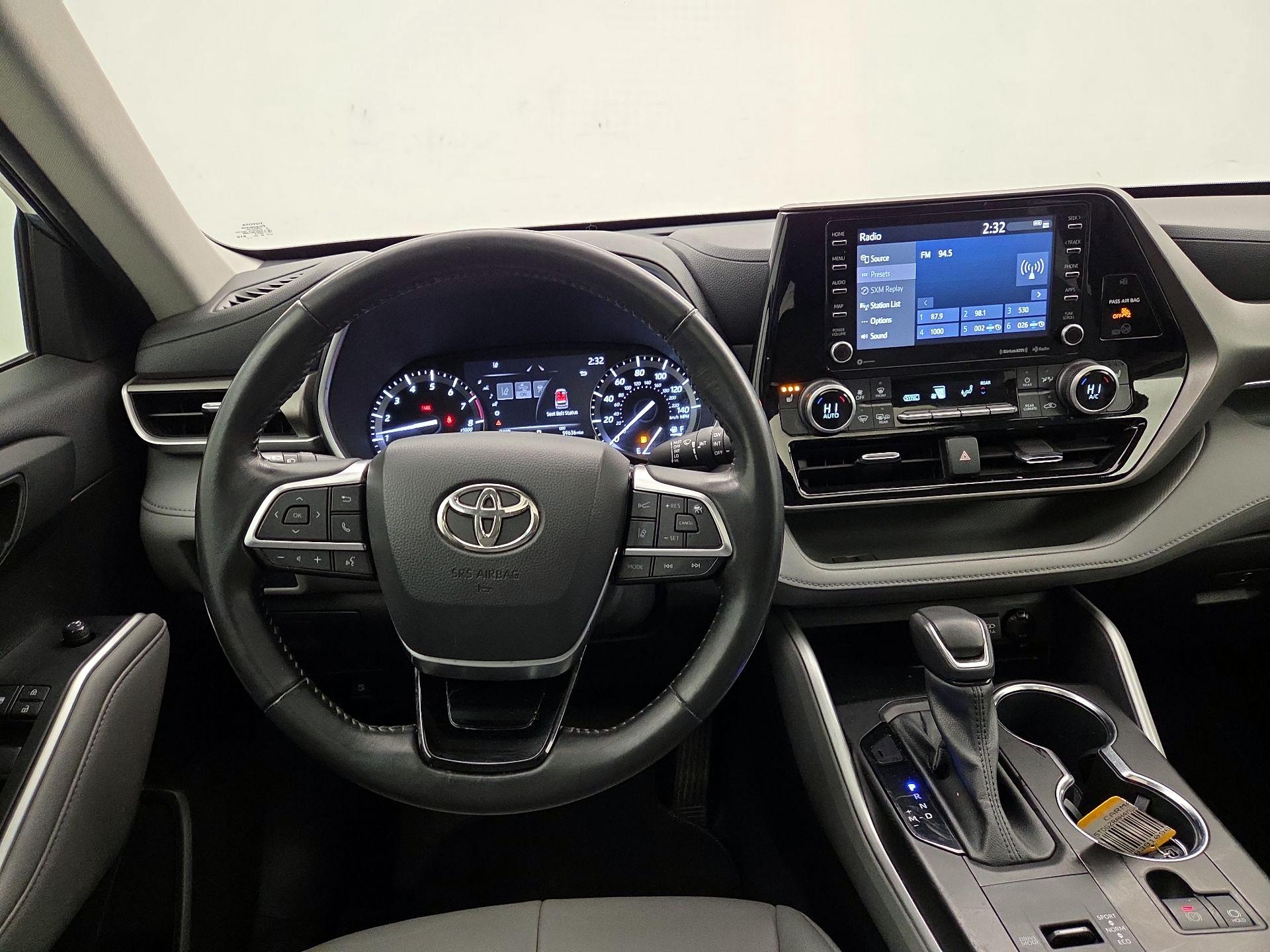 Thumbnail: 2021 Toyota Highlander - 10