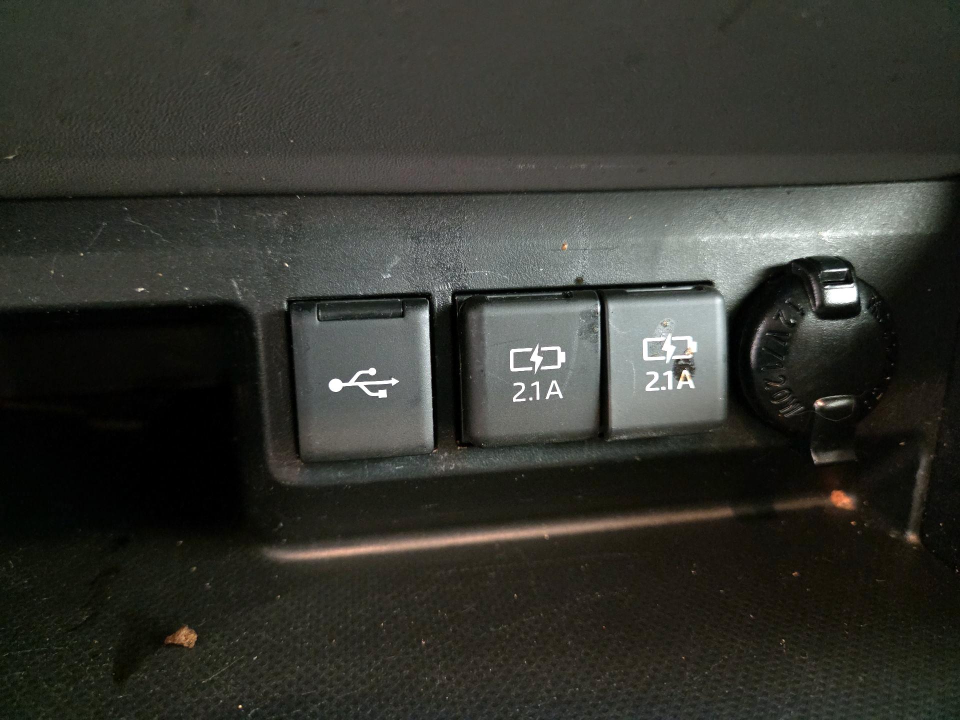 Thumbnail: 2021 Toyota Highlander - 18