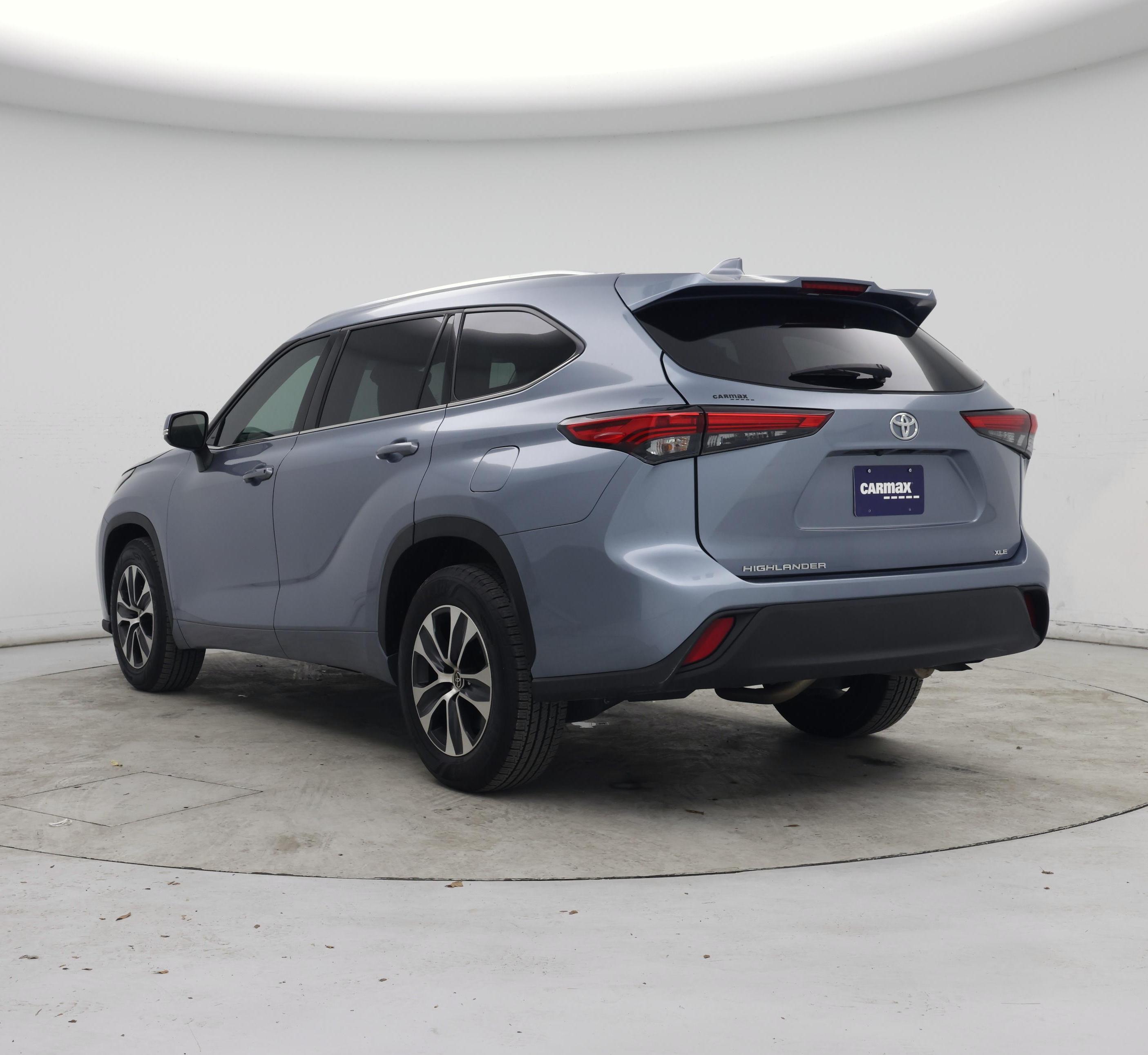 Thumbnail: 2021 Toyota Highlander - 2
