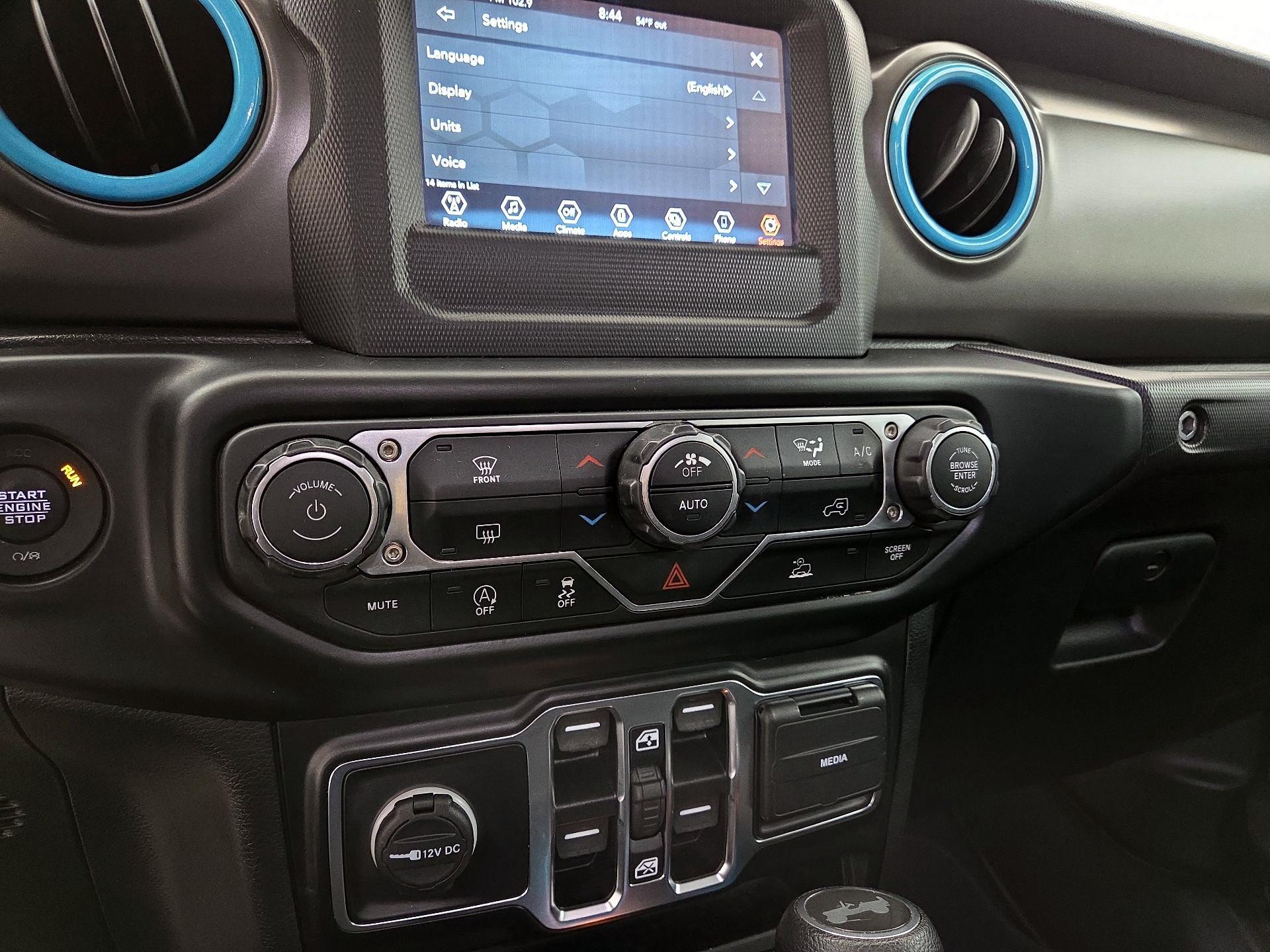 Thumbnail: 2021 Jeep Wrangler - 16