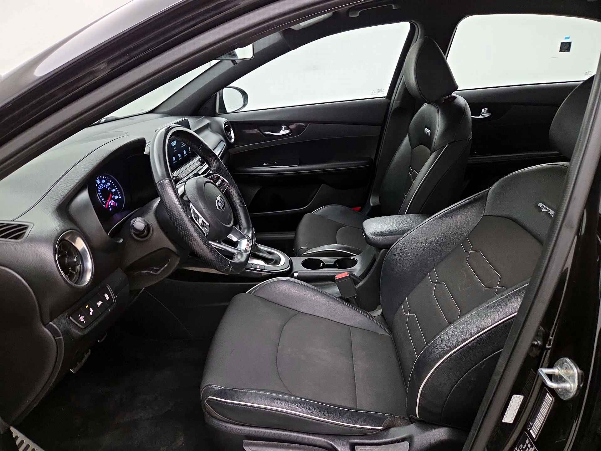 Thumbnail: 2021 Kia Forte - 11