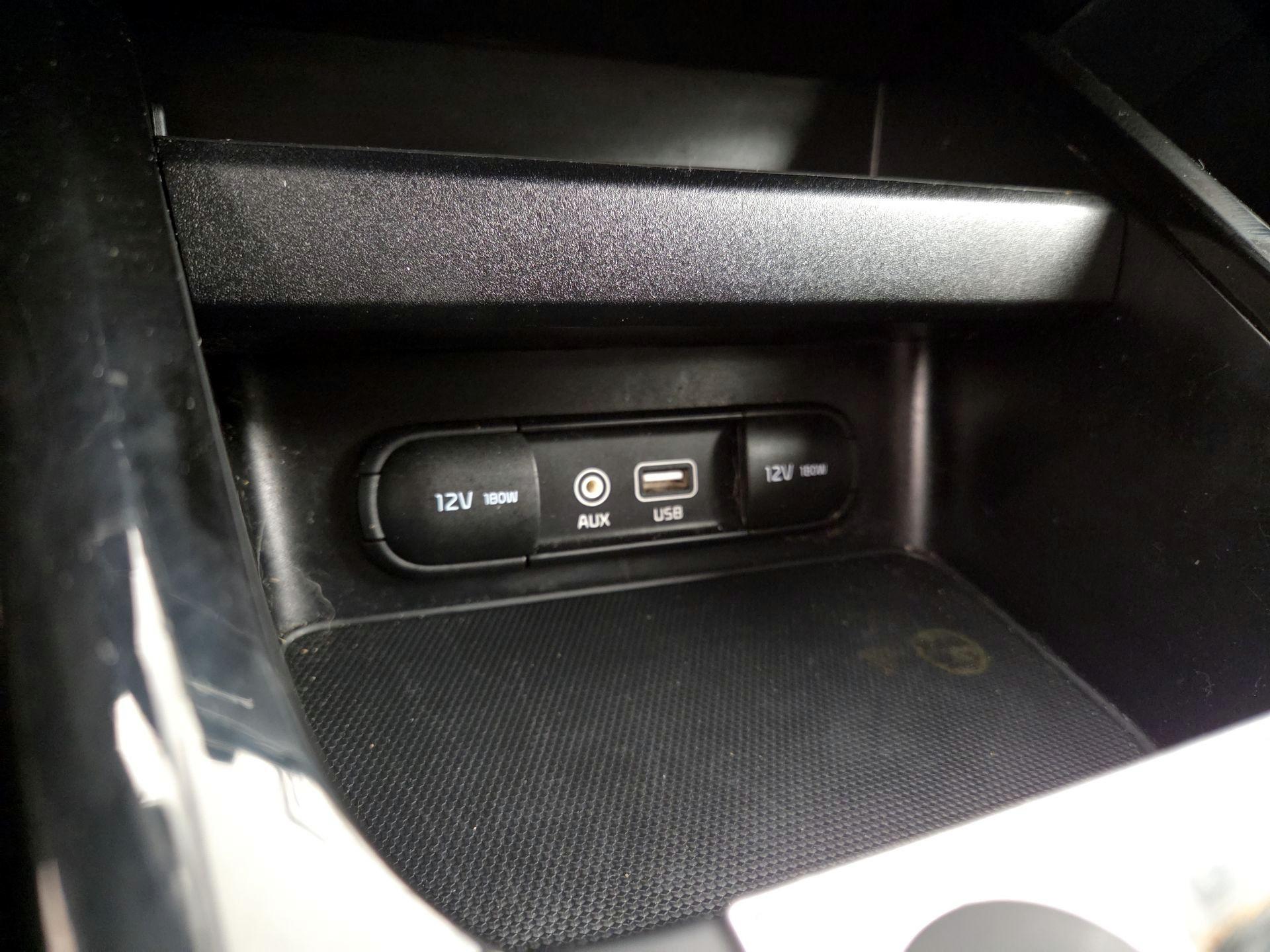 Thumbnail: 2021 Kia Forte - 18