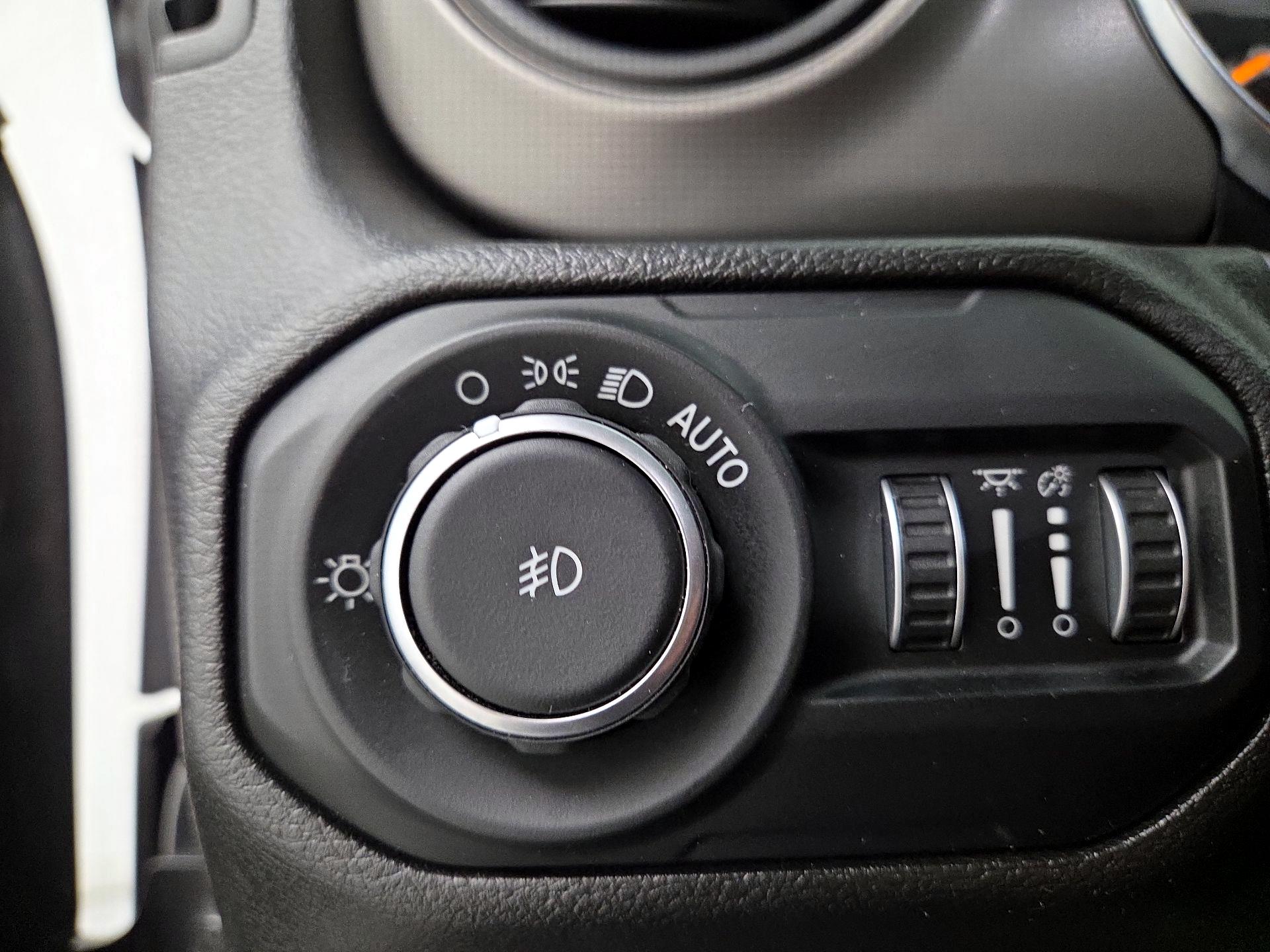 Thumbnail: 2022 Jeep Wrangler - 13