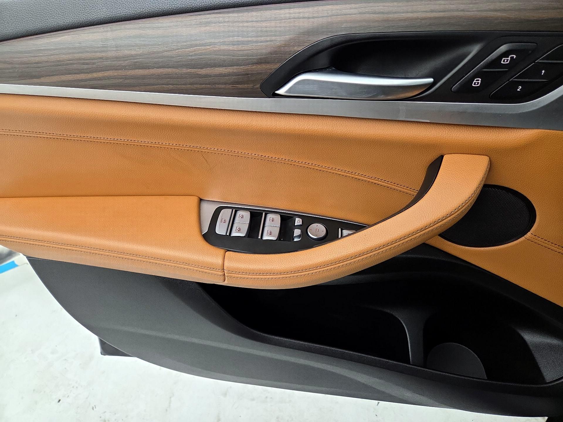 Thumbnail: 2021 BMW X4 - 12