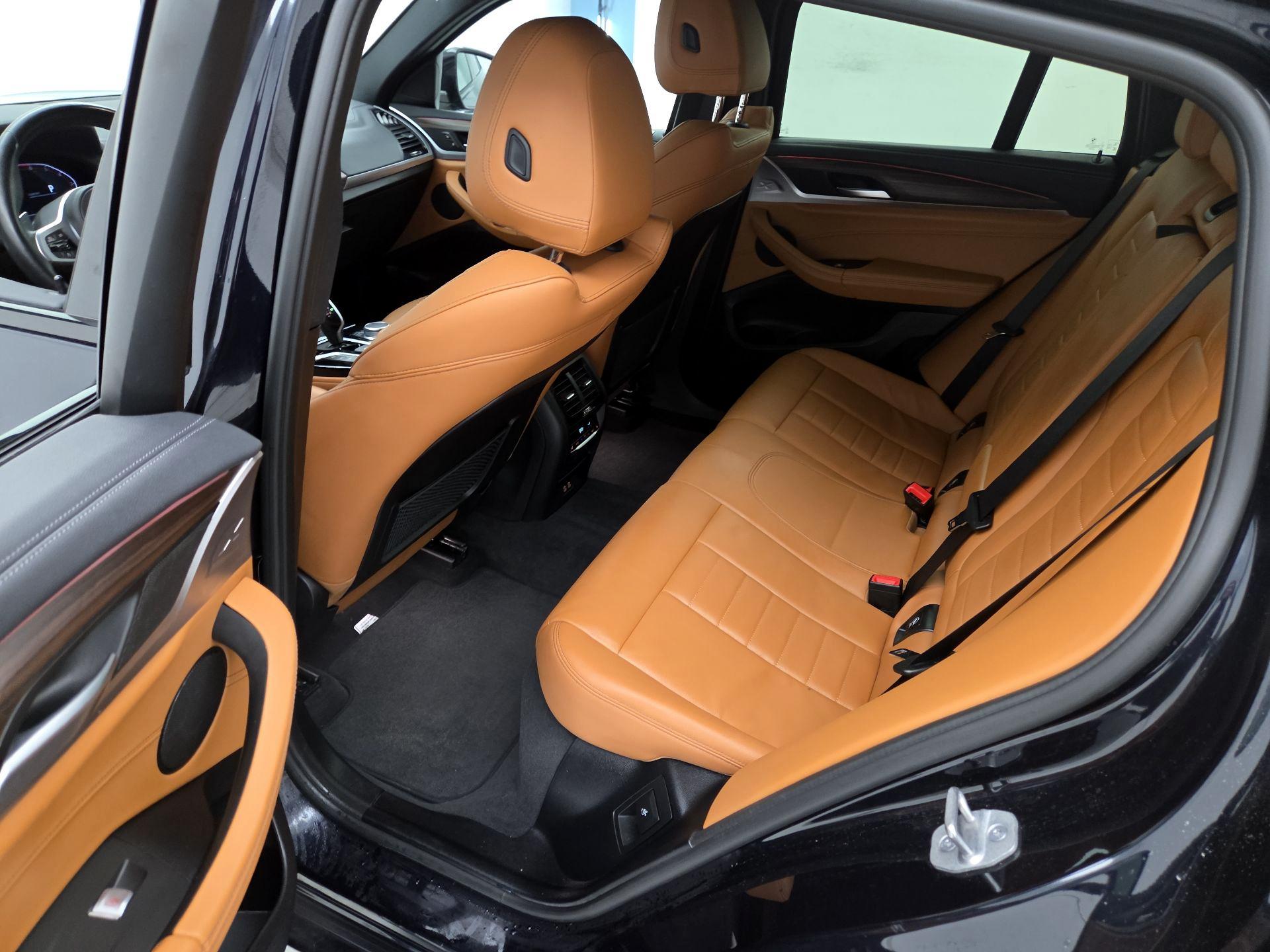 Thumbnail: 2021 BMW X4 - 18